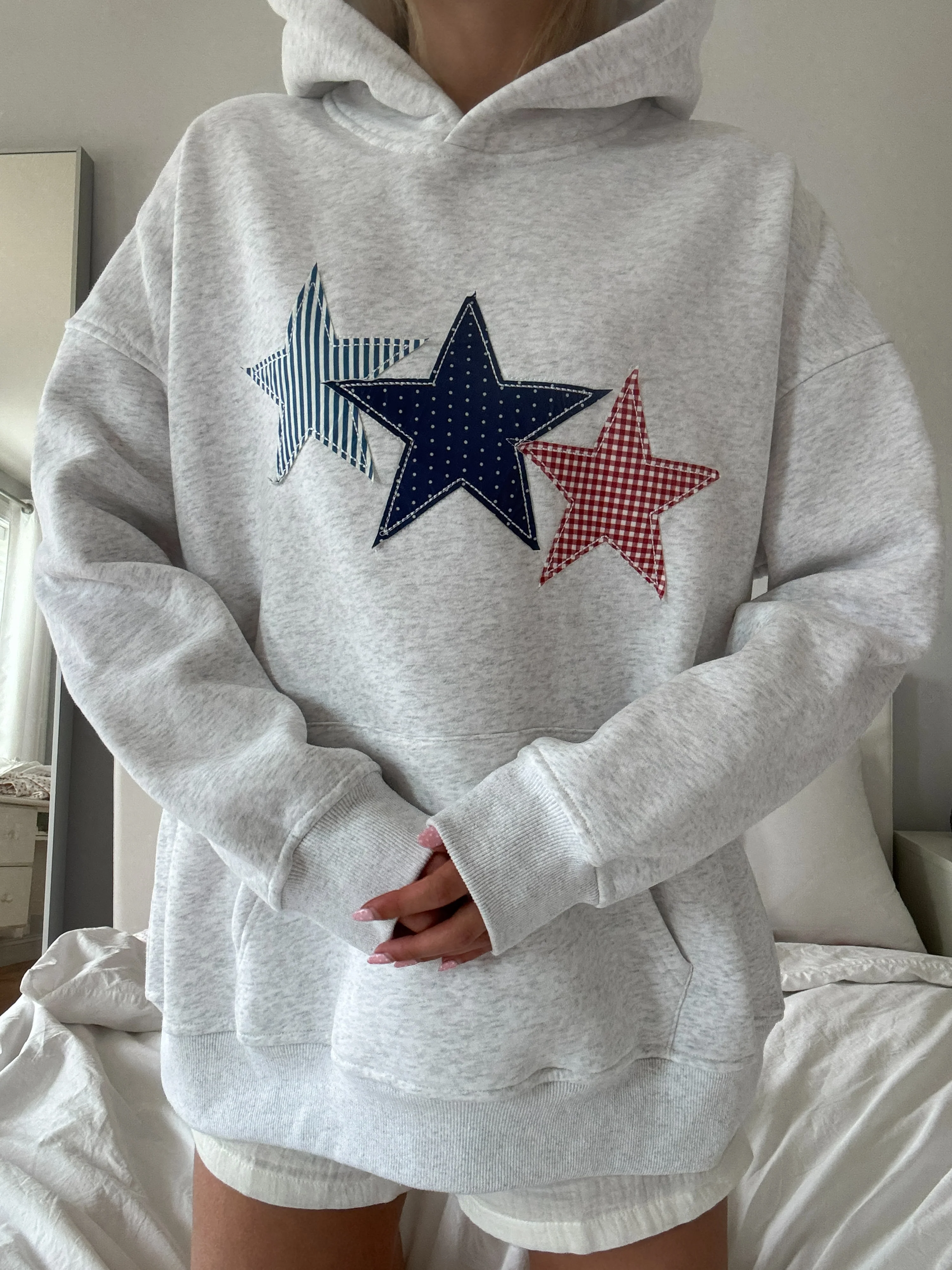 Pearl Grey 3 Star Embroider Hoodie - Image 4