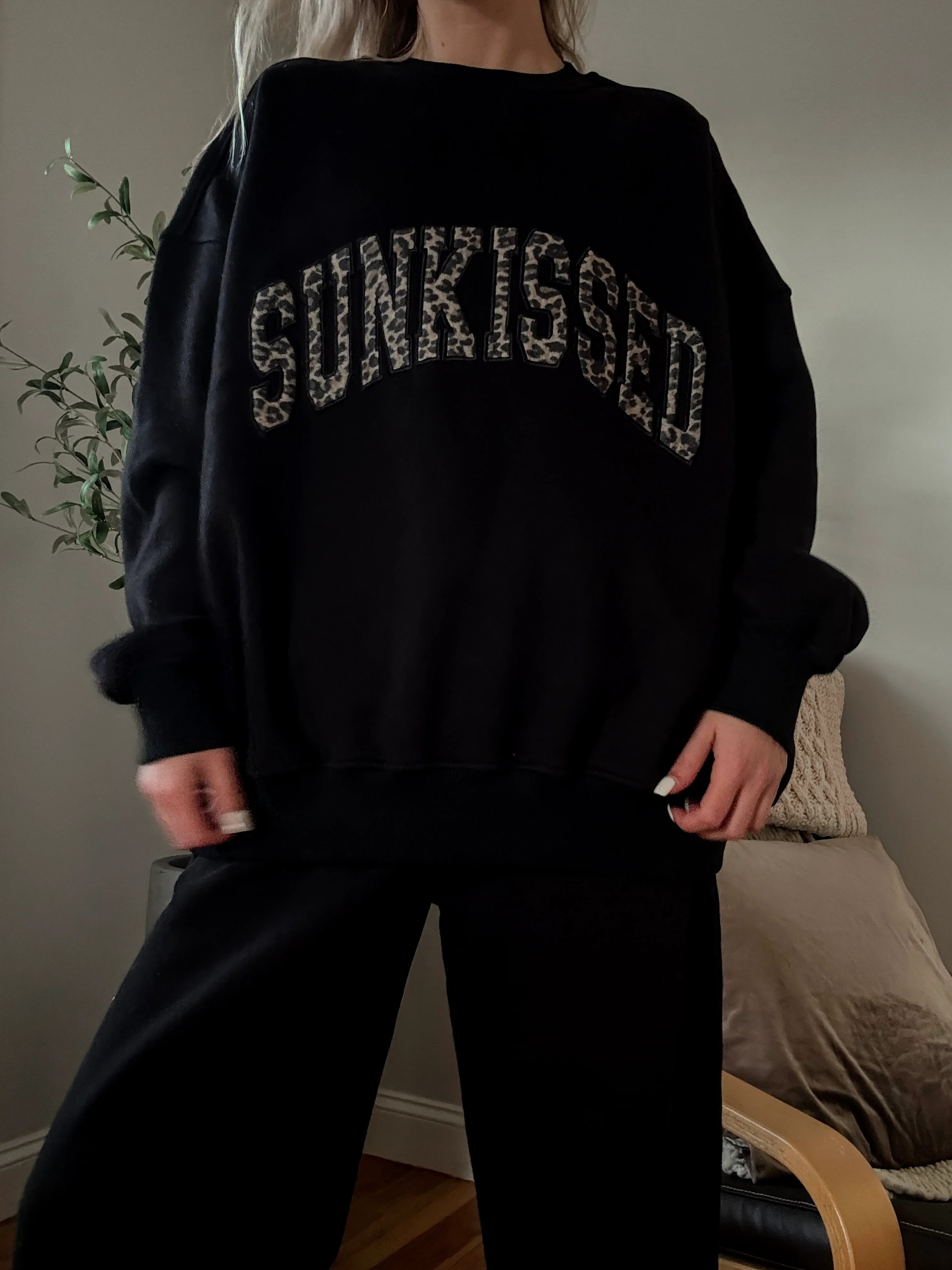 Black Sunkissed Leopard Print Embroider Sweatshirt - Image 4