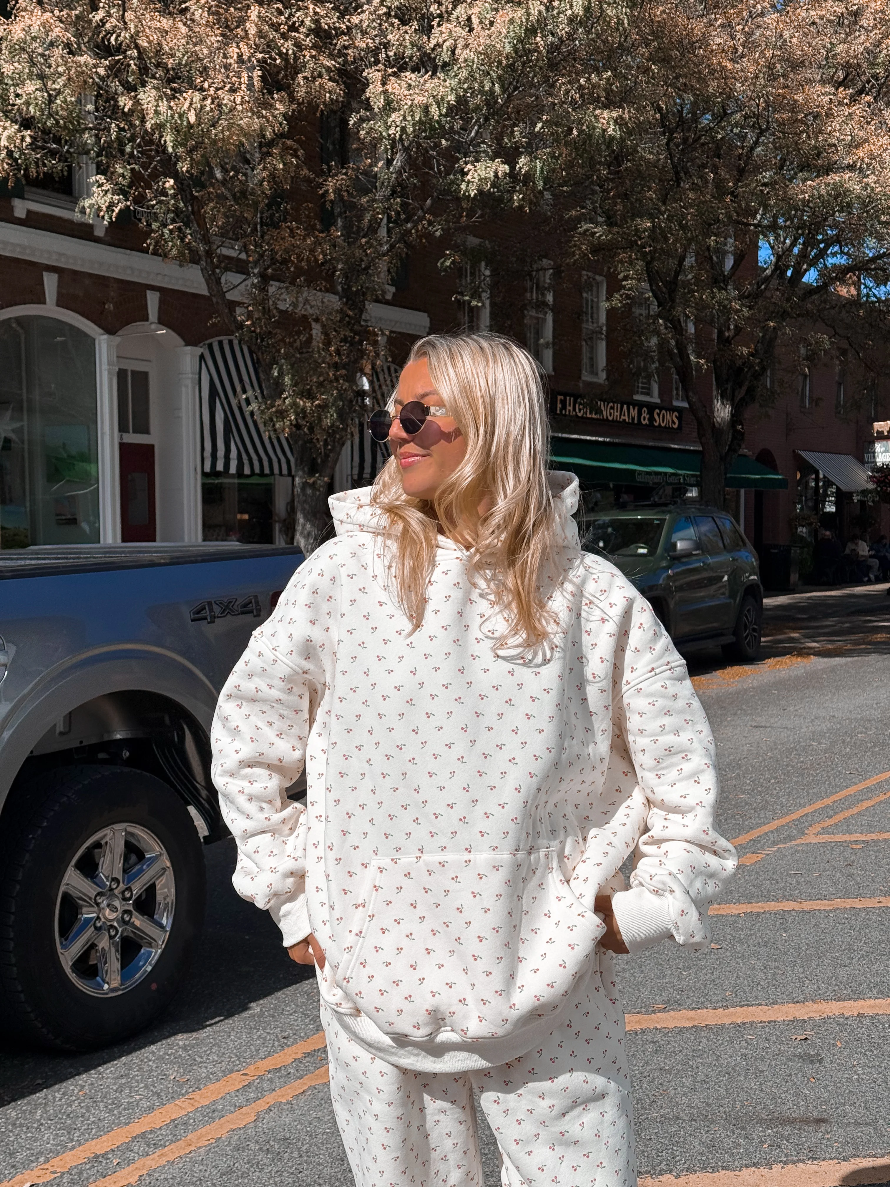 Blank Ivory Cherries All Over Jogger Sweatpants - Image 19