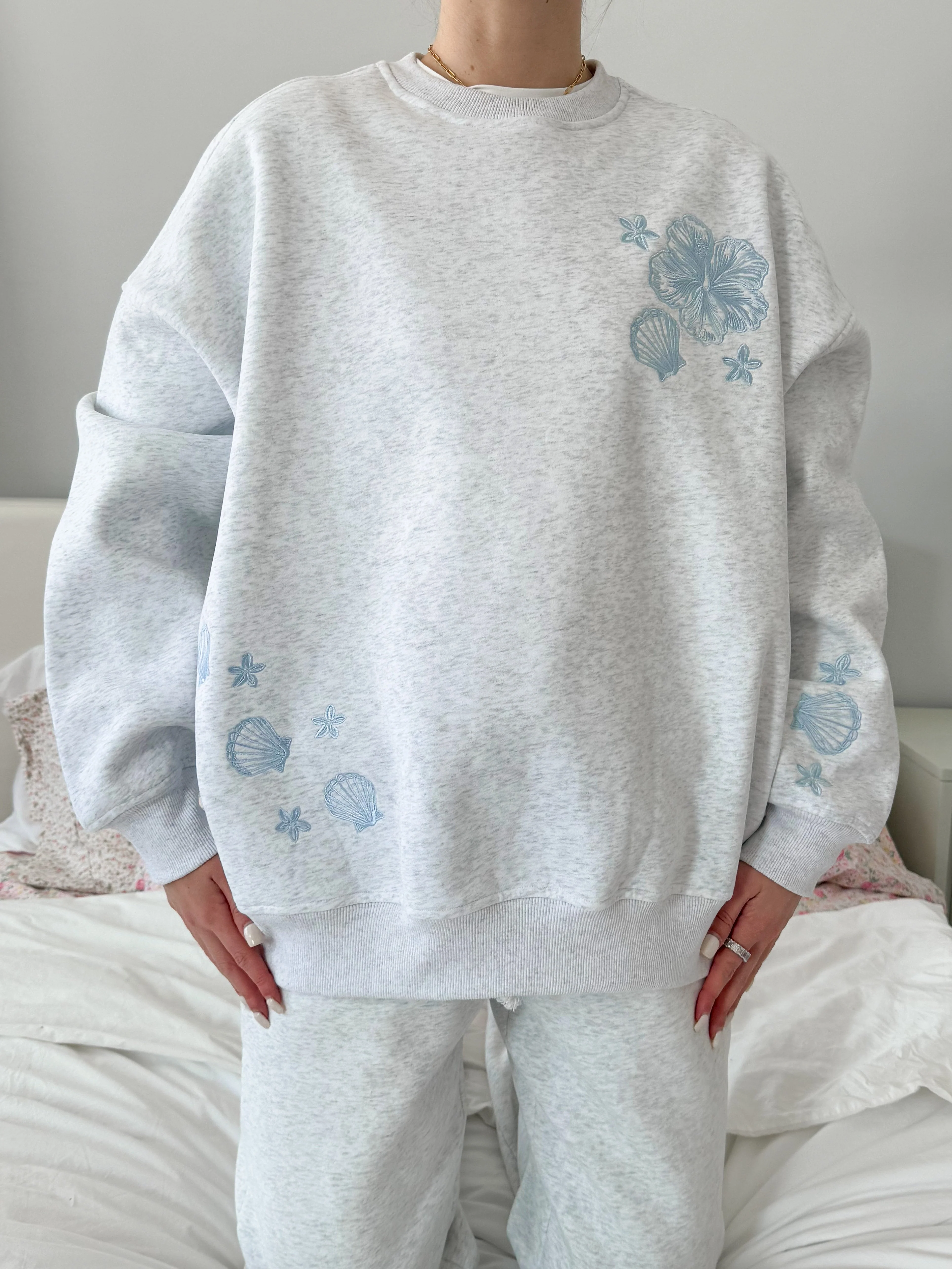 Pearl Grey Tropical Embroider Sweatshirt - Image 4