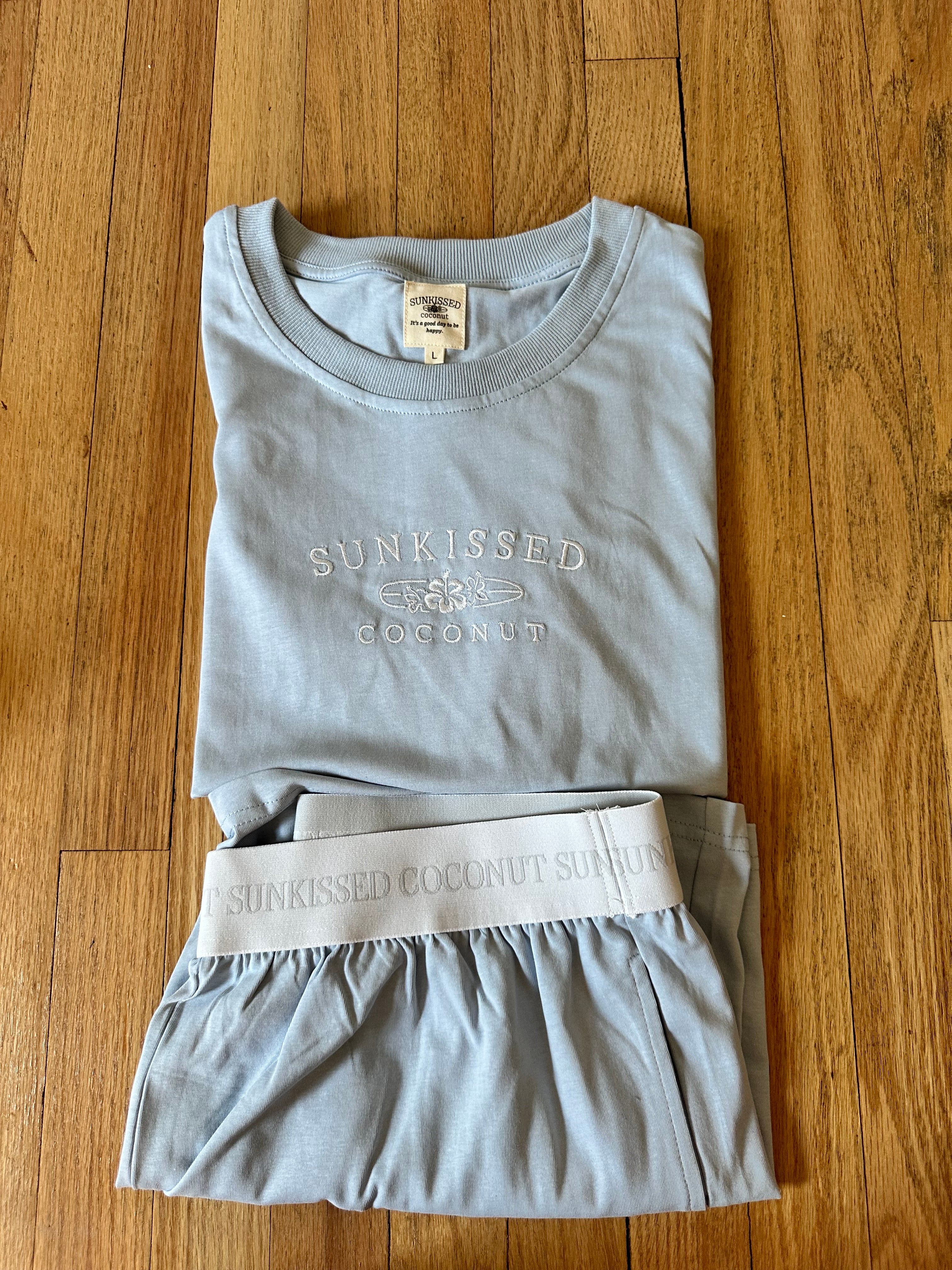 Coastal Blue Basic Watercolor Shorts - Image 6
