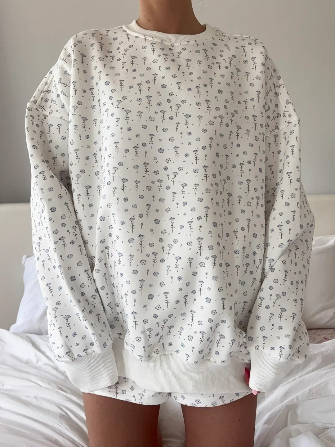 White Ditsy Blue Floral Sweatshirt - Image 2