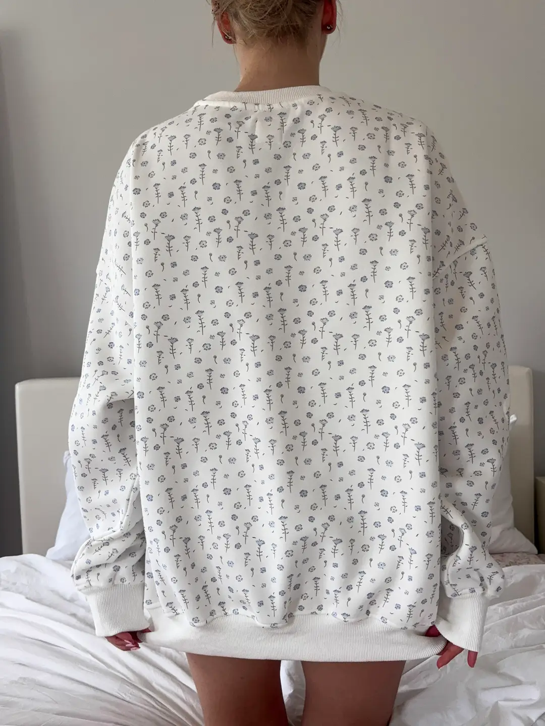 White Ditsy Blue Floral Sweatshirt - Image 4