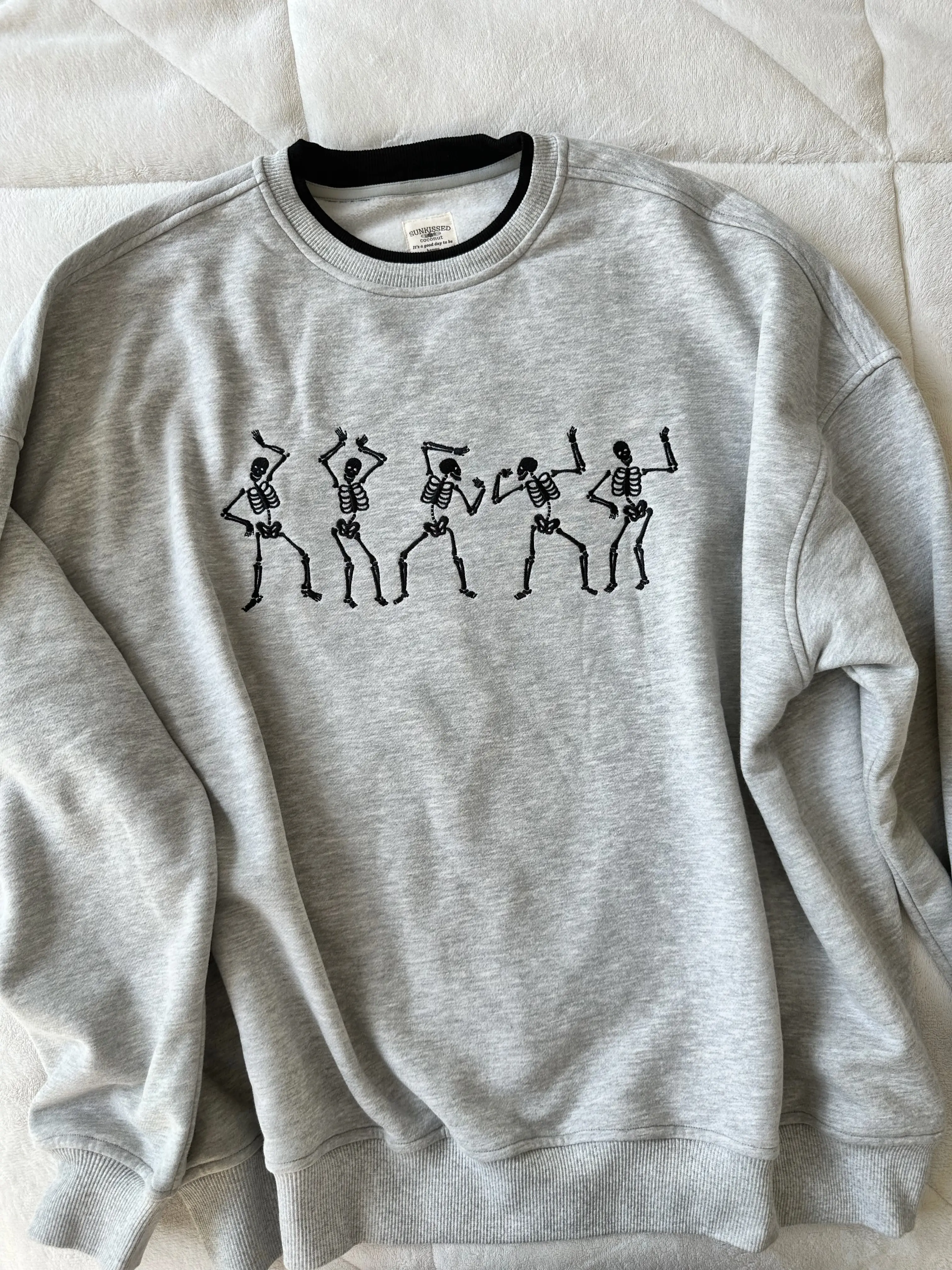 EMBROIDER SKELETON SWEATSHIRT - Image 4
