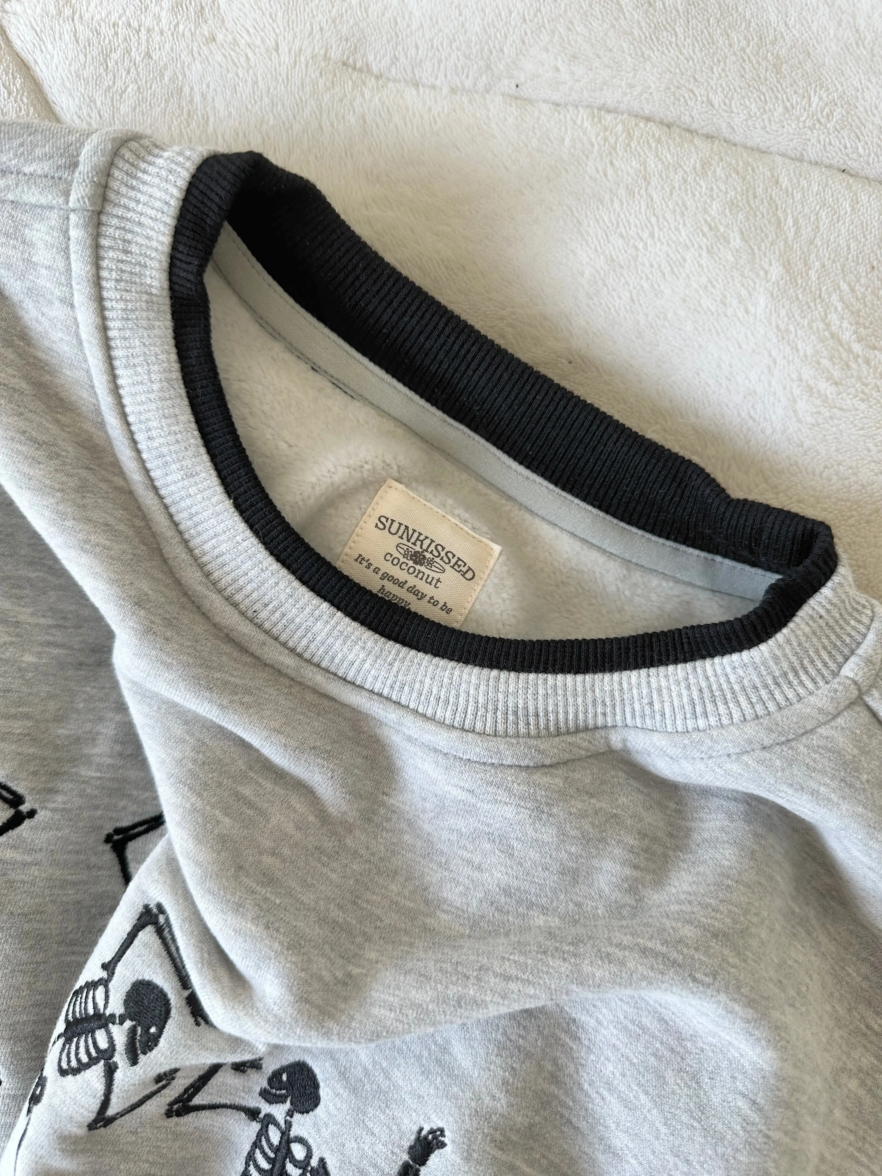 EMBROIDER SKELETON SWEATSHIRT - Image 6