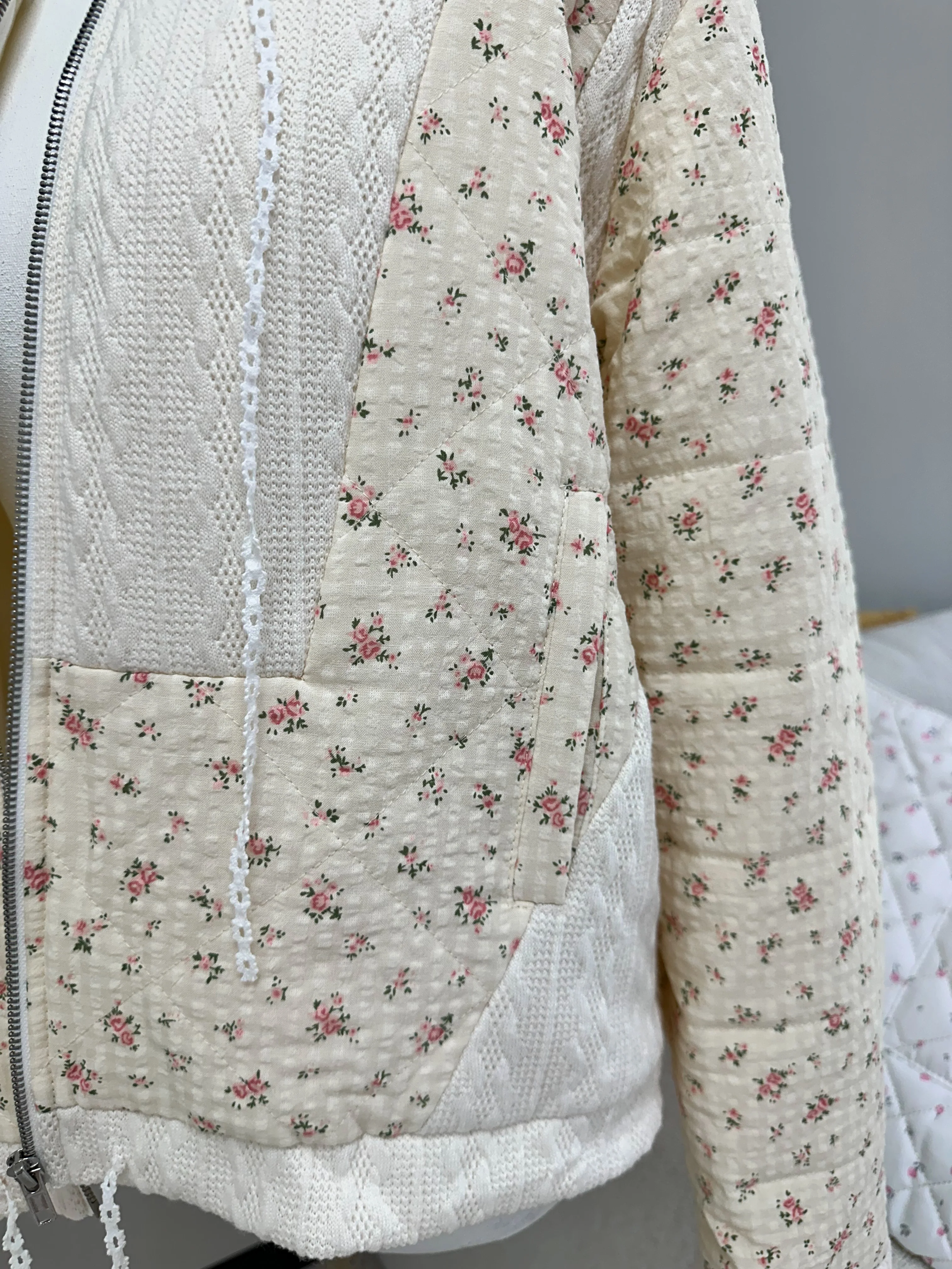 Flower Avenue Quilted Jacket - Image 14