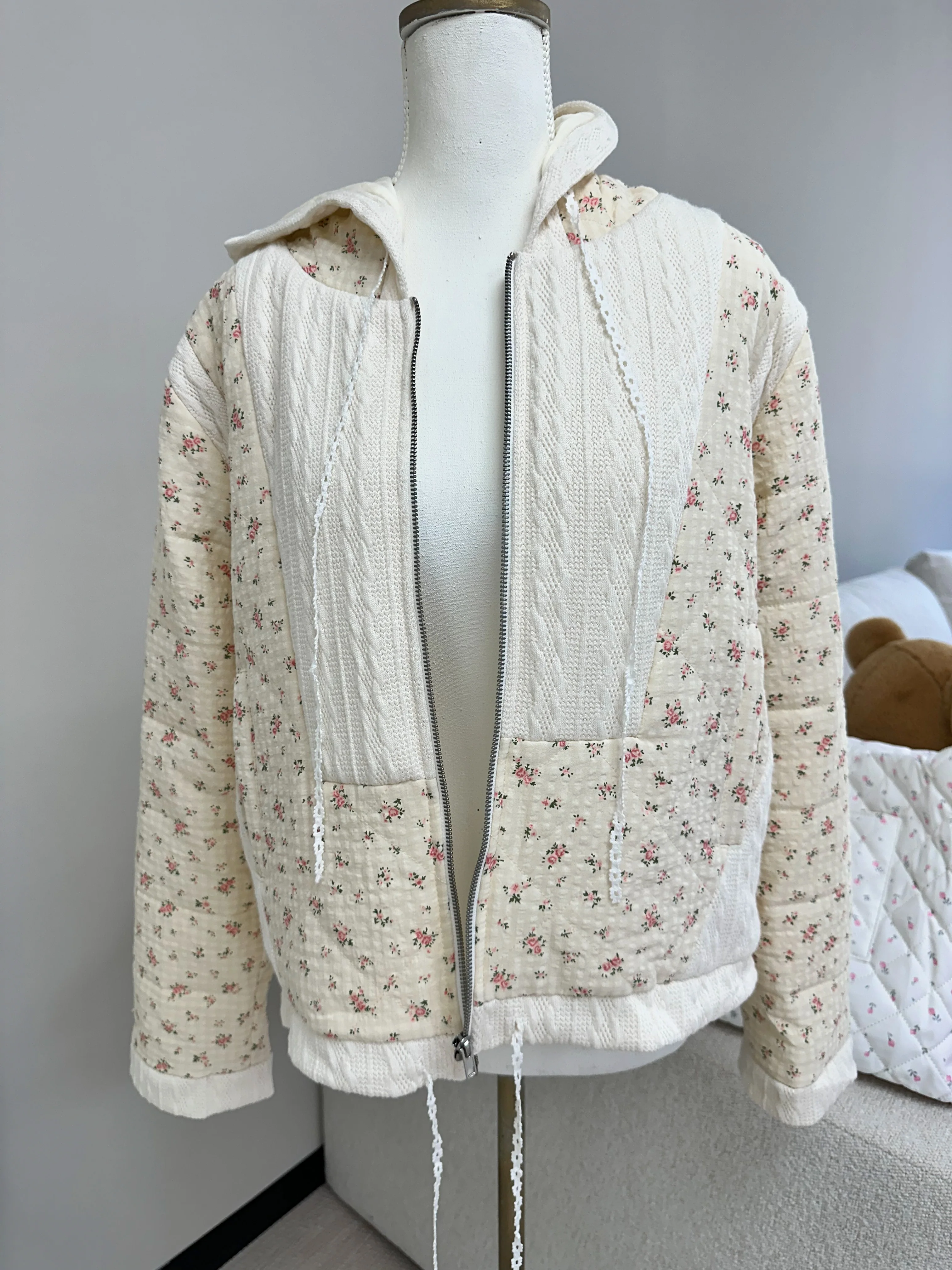 Flower Avenue Quilted Jacket - Image 7