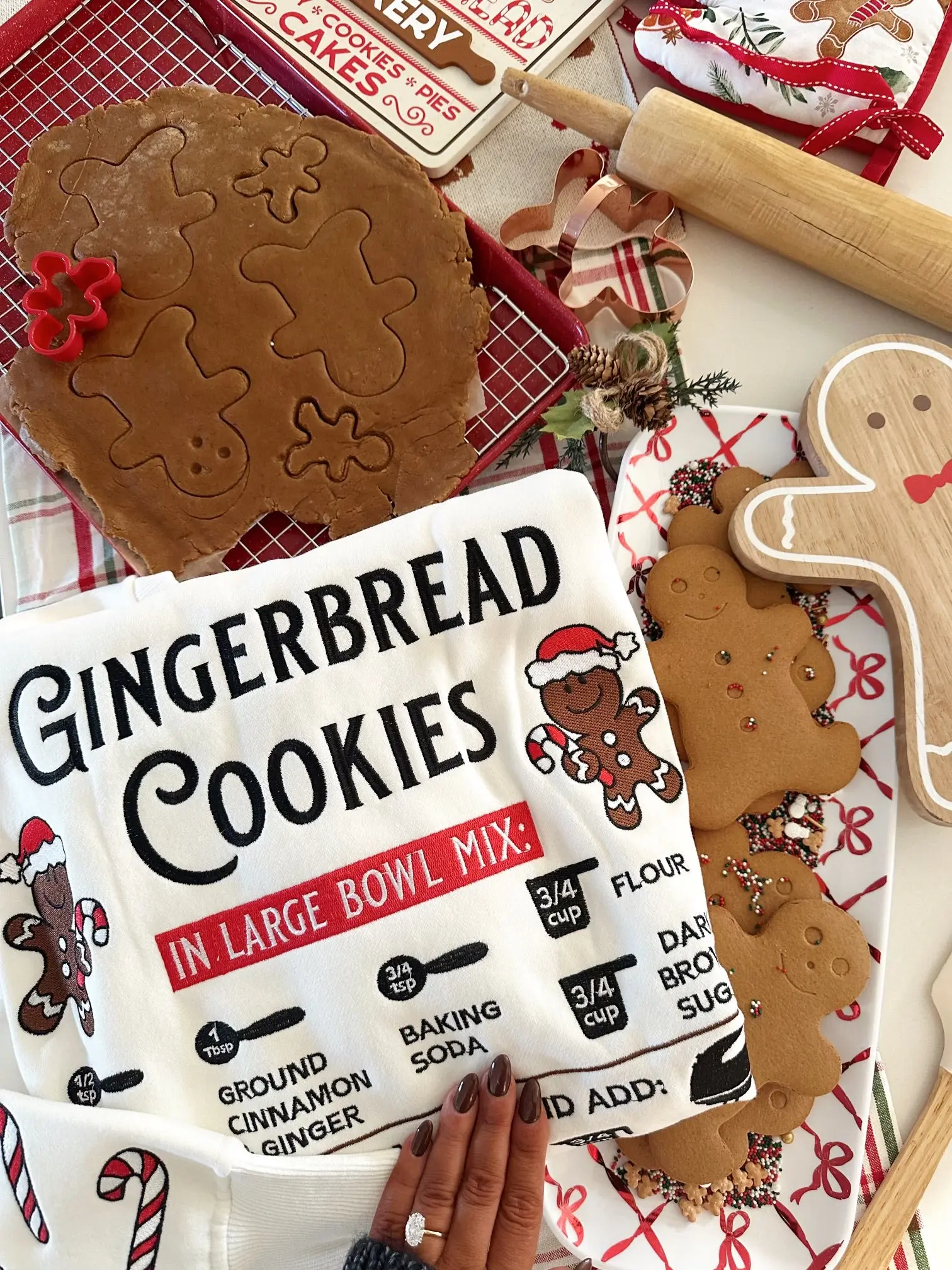 Ivory Gingerbread Recipe Christmas Embroider Sweatshirt - Image 15