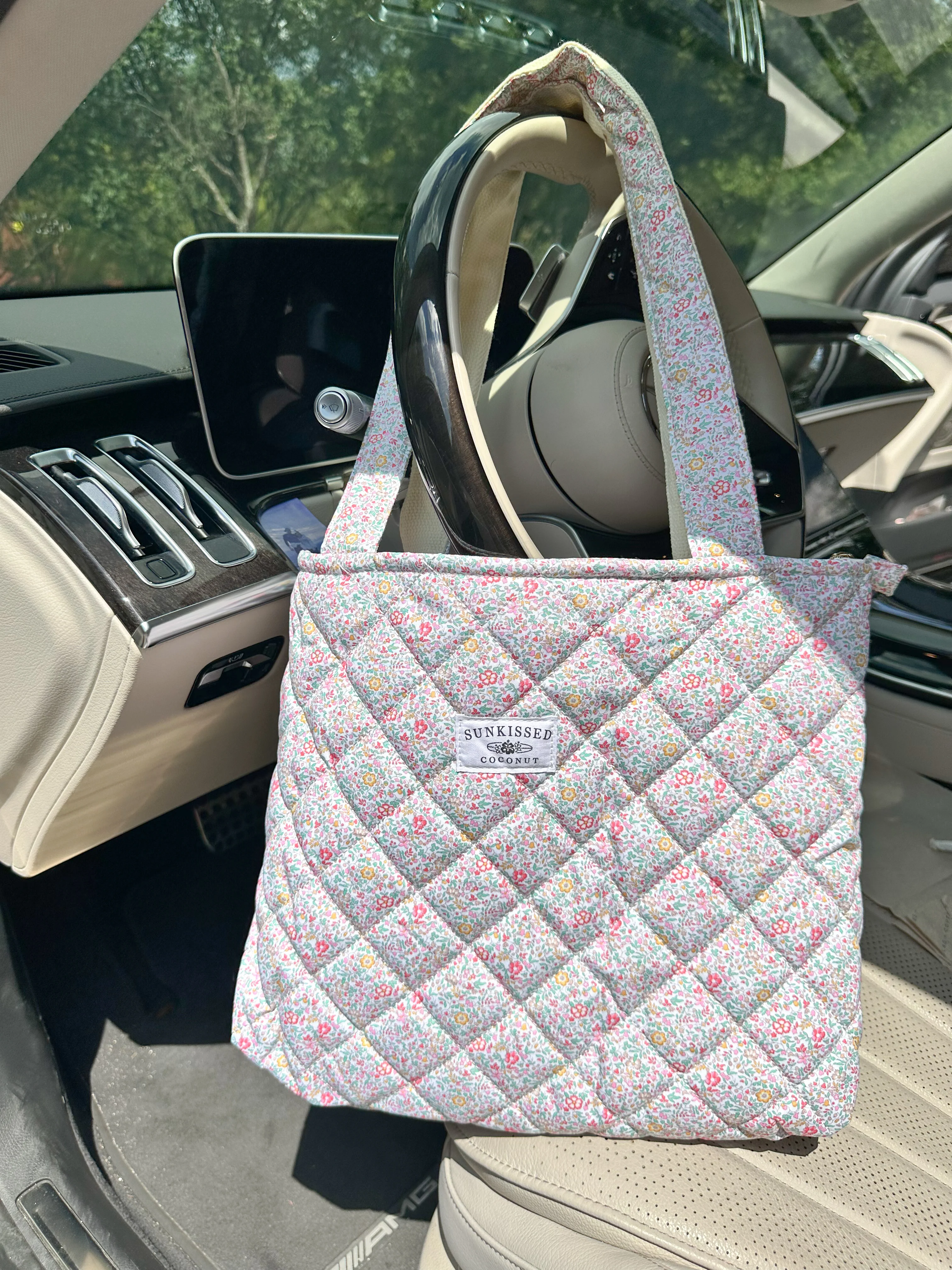 Floral Day In The Park Handmade Tote Zipper Bag - Image 5