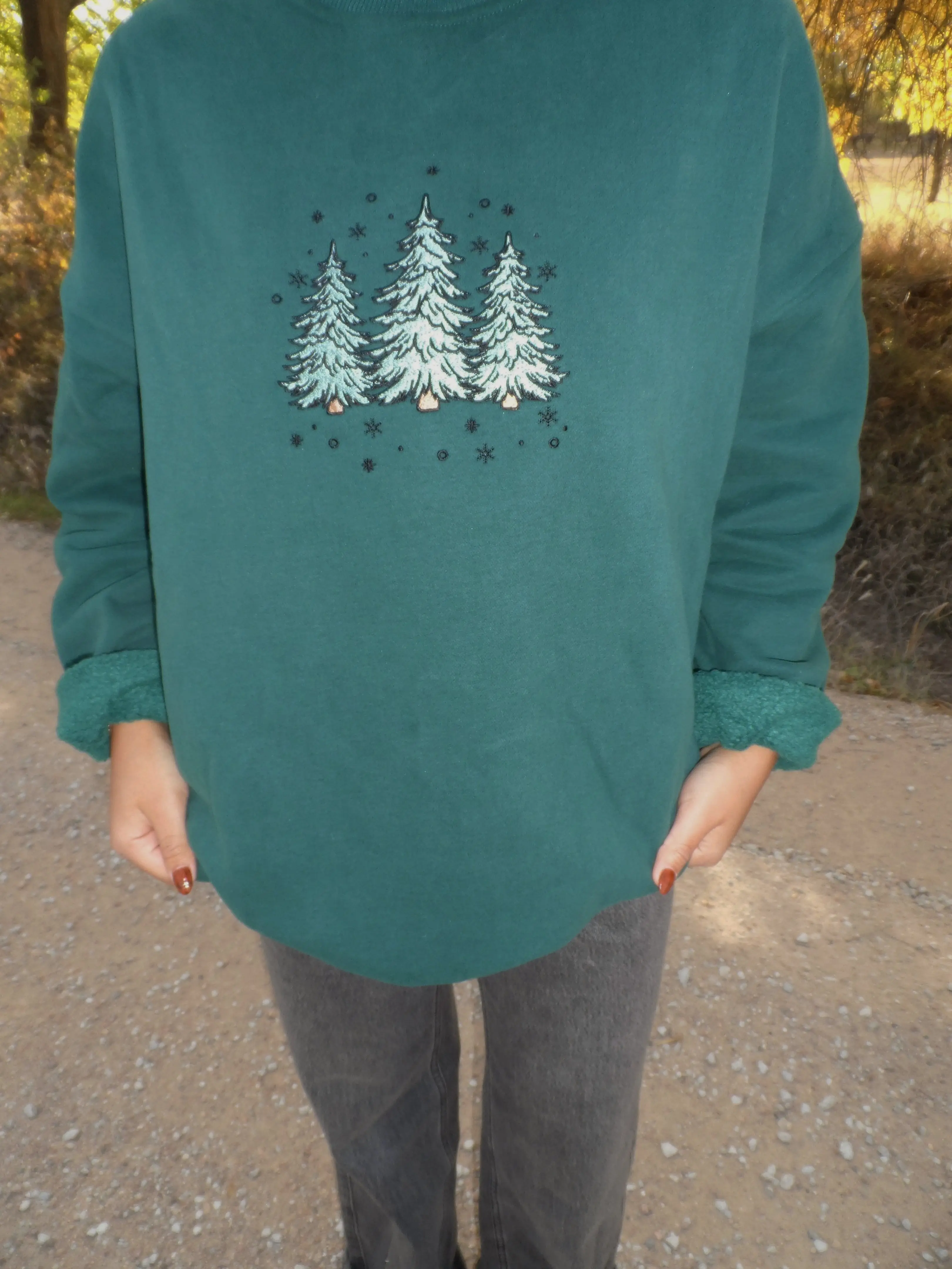 Winter Green Christmas Tree Embroider Sweatshirt - Image 12