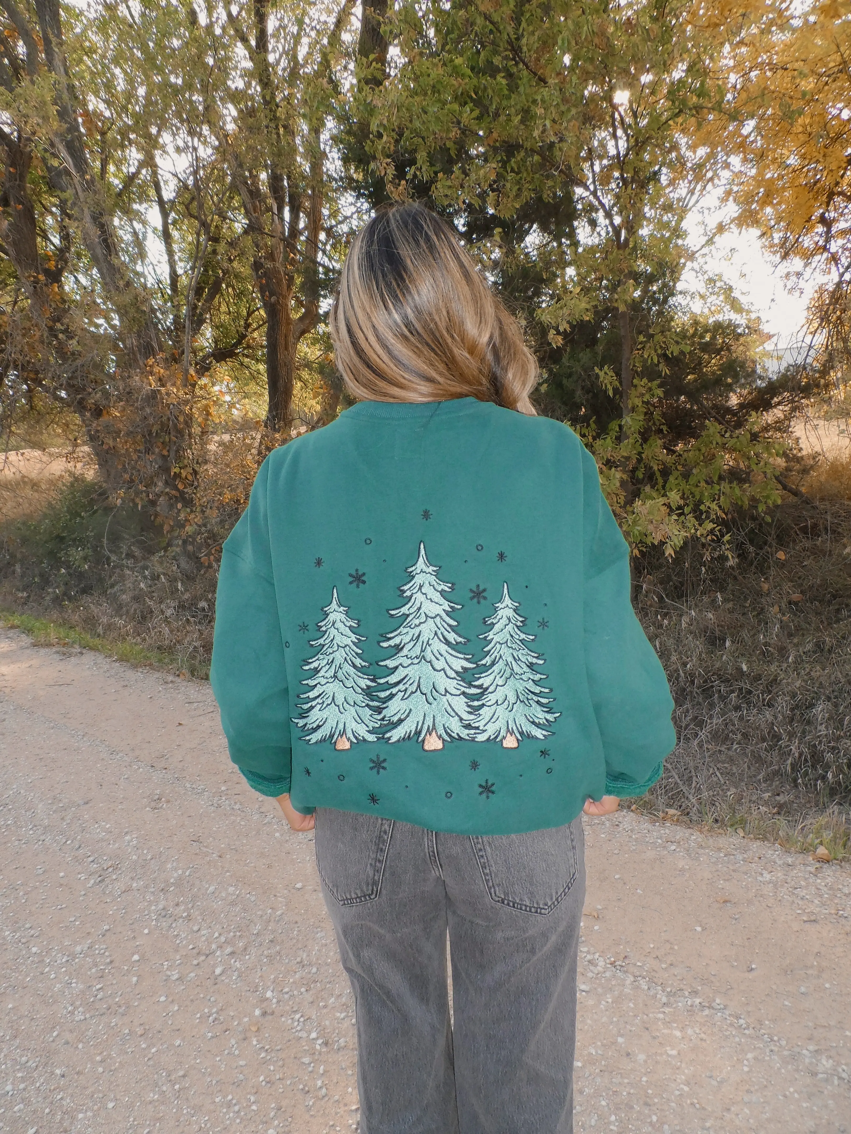 Winter Green Christmas Tree Embroider Sweatshirt - Image 13