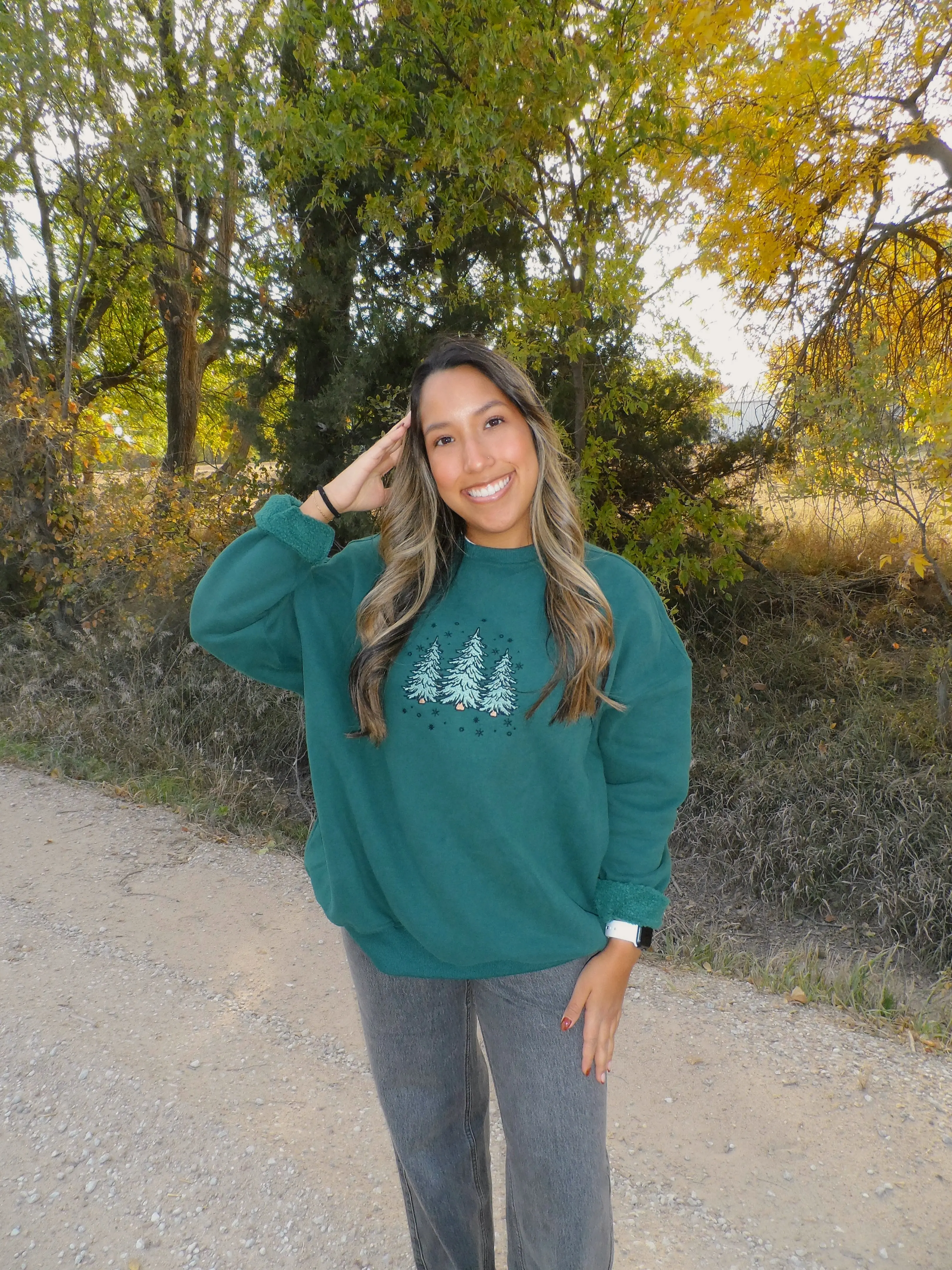 Winter Green Christmas Tree Embroider Sweatshirt - Image 14