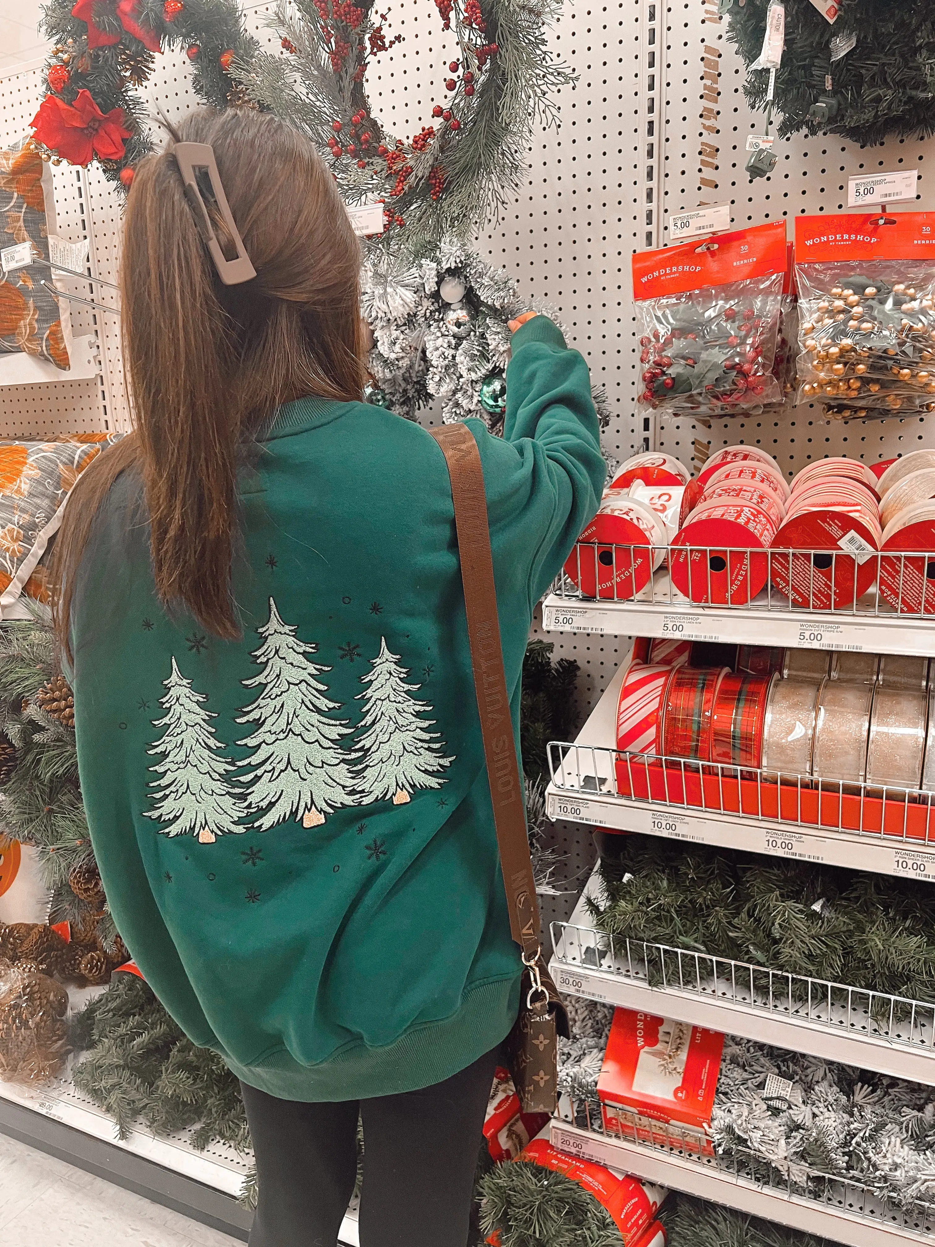 Winter Green Christmas Tree Embroider Sweatshirt - Image 7