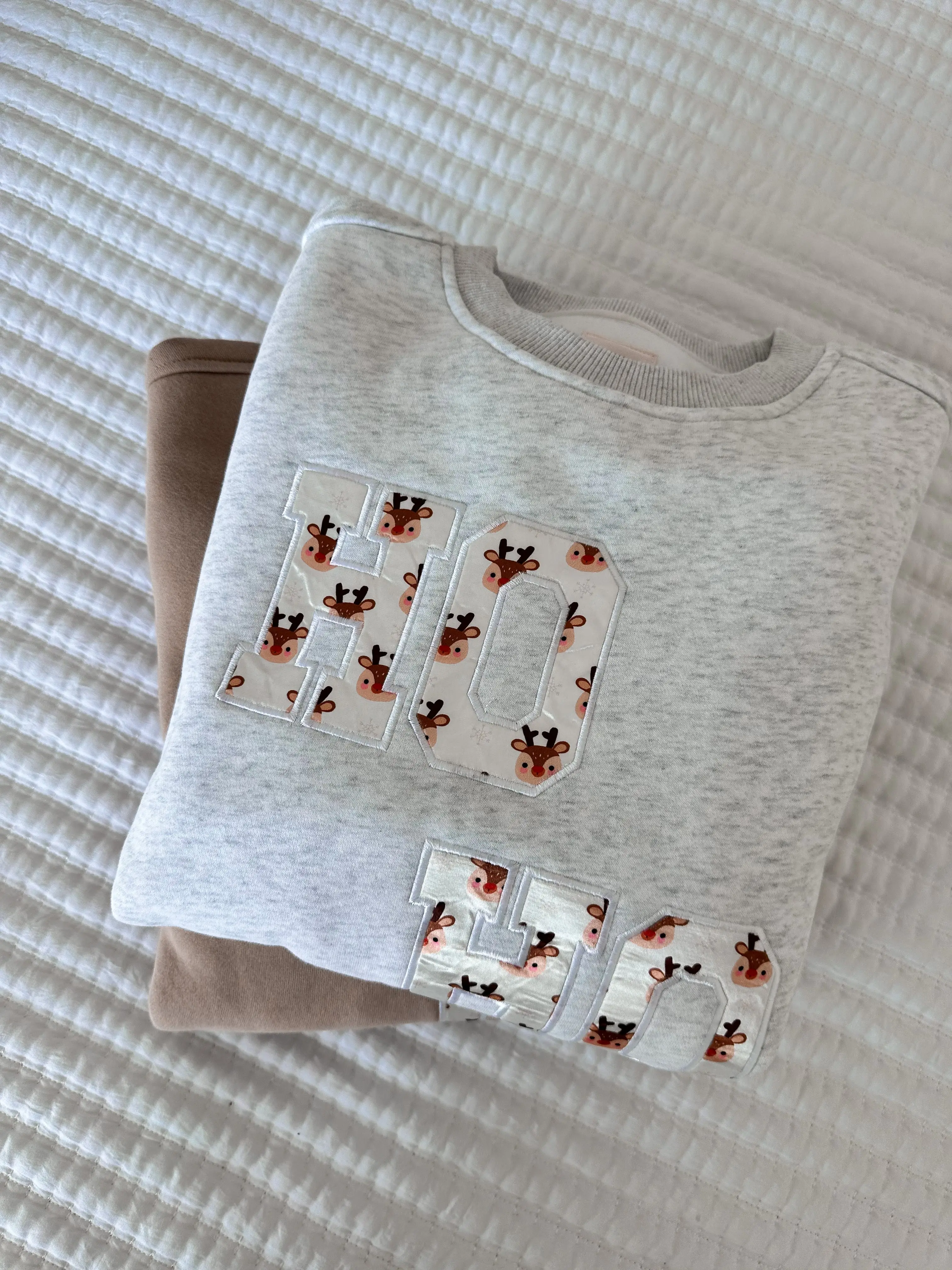 Pearl Grey Reindeer Sweatshirt - Image 9