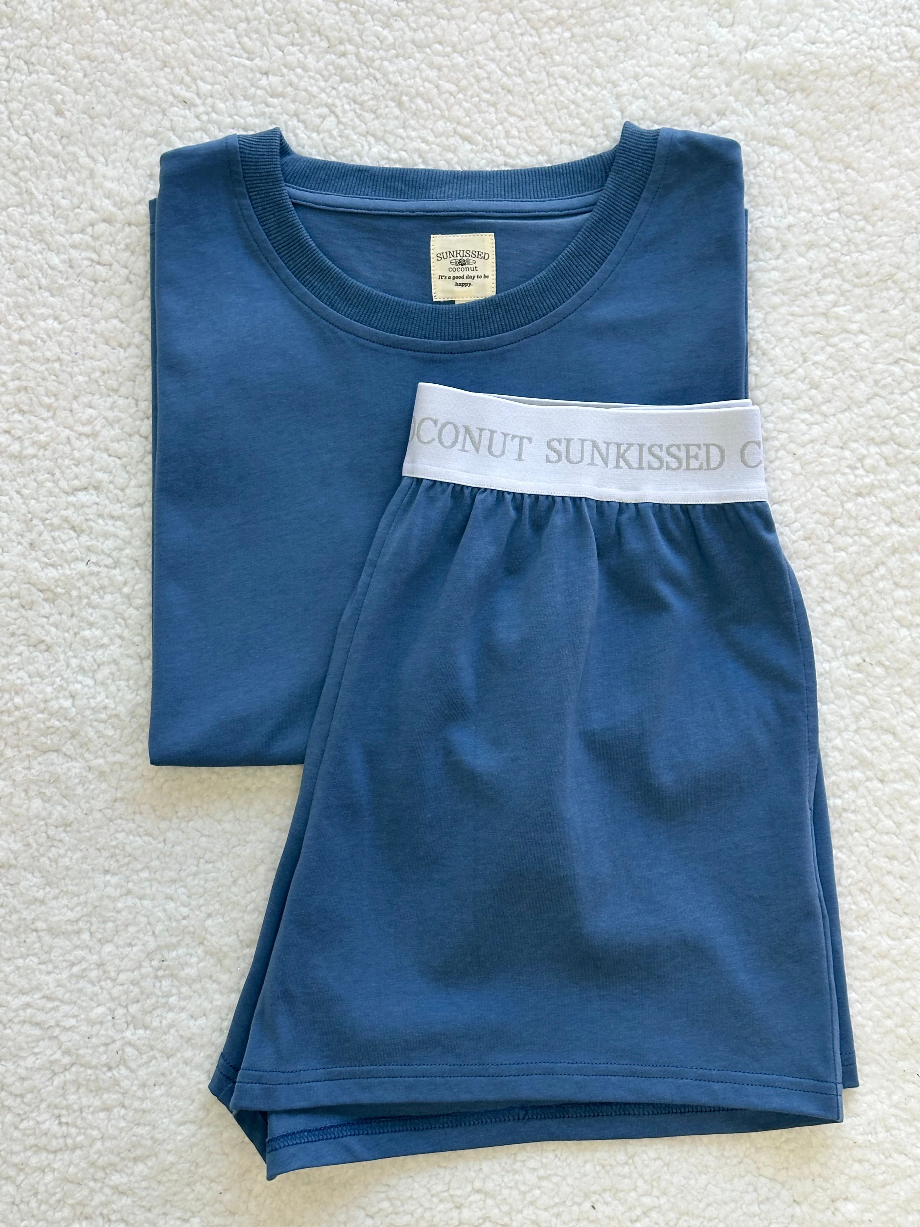 Hamptons Blue Basic Slightly Cropped Blank Tee - Image 3