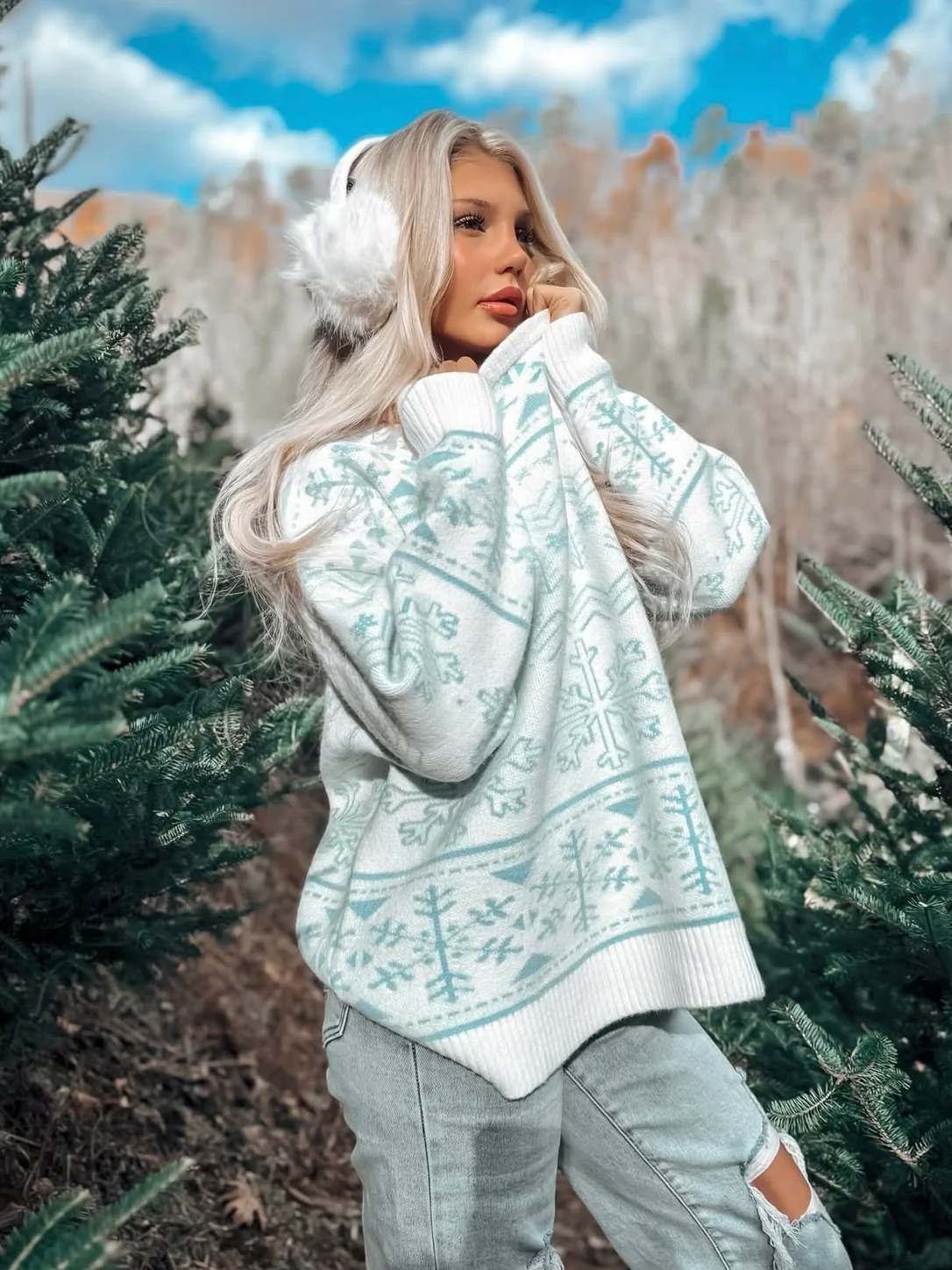 Snowflake Oversized Sweater - Image 8