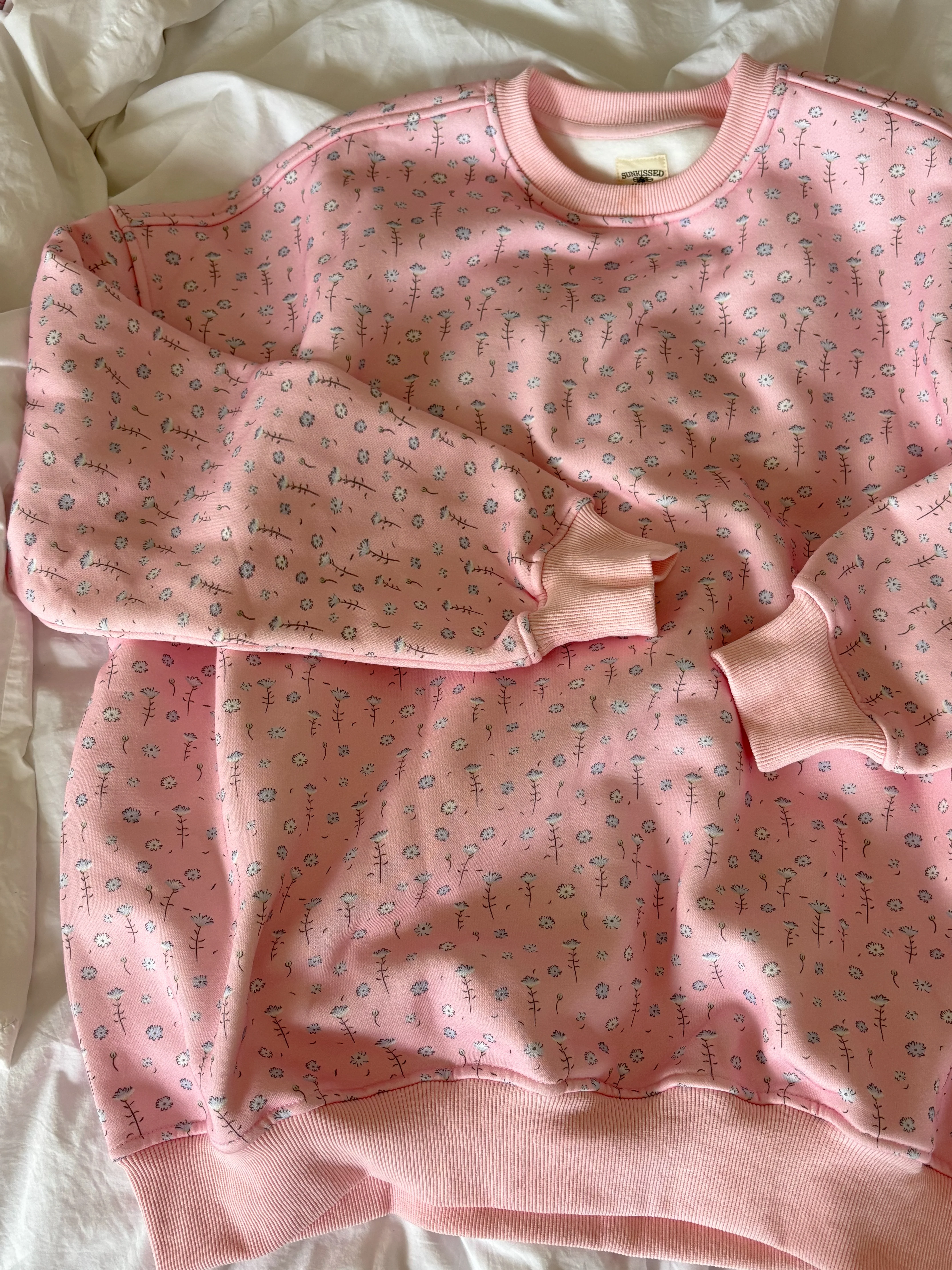 Light Pink Ditsy Blue Floral Sweatshirt - Image 3