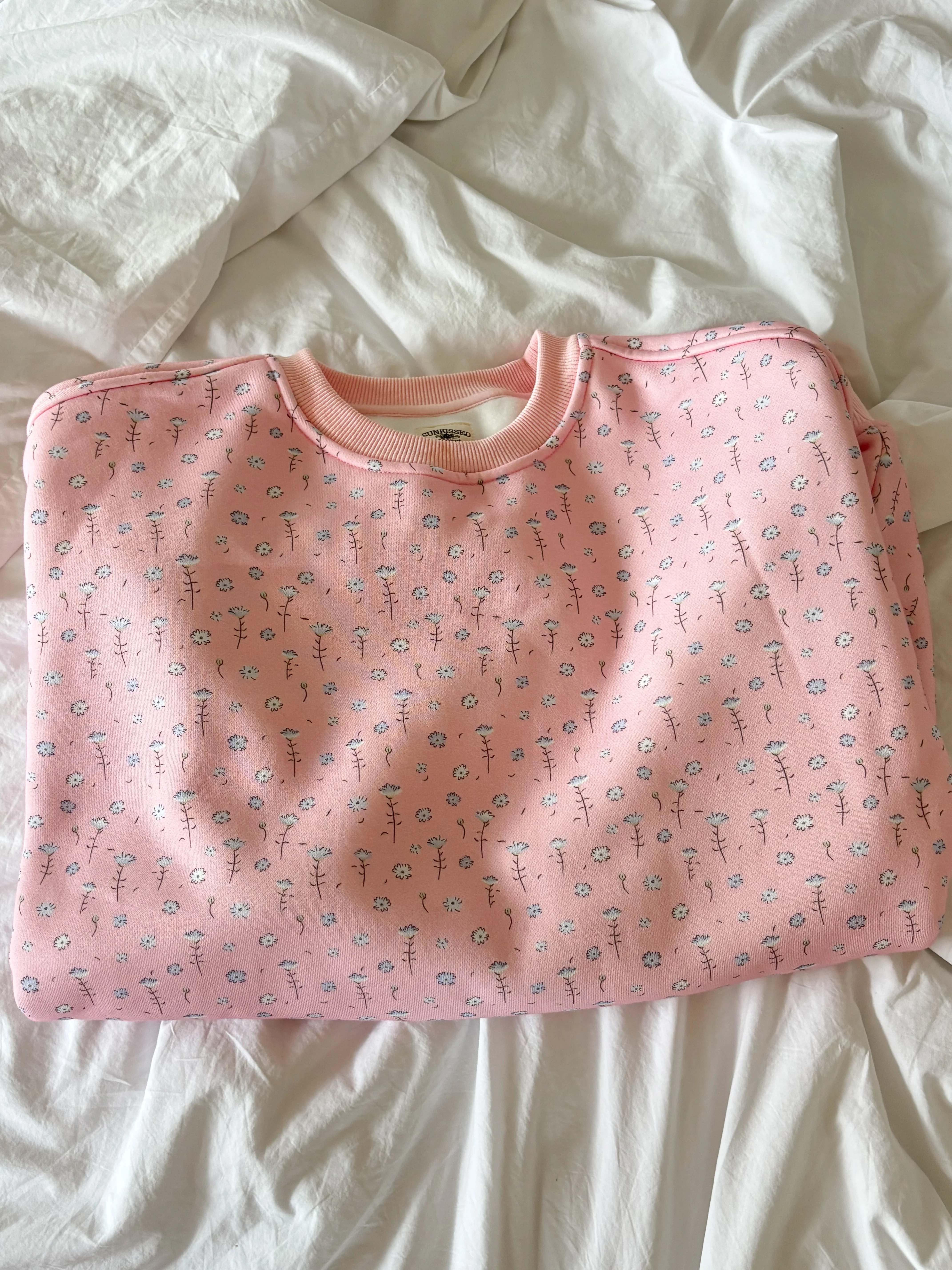 Light Pink Ditsy Blue Floral Sweatshirt - Image 4