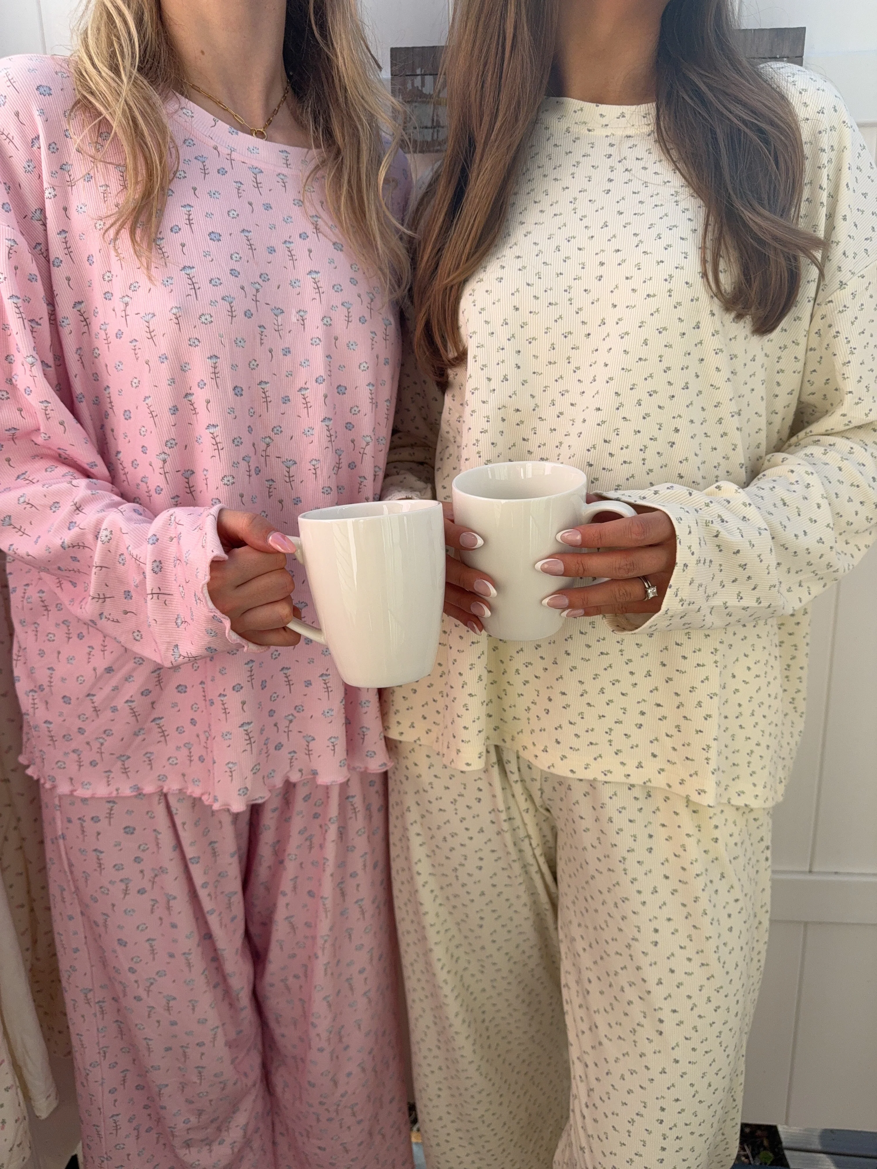 Light Pink Ditsy Floral Long Sleeve Pajama Top - Image 4