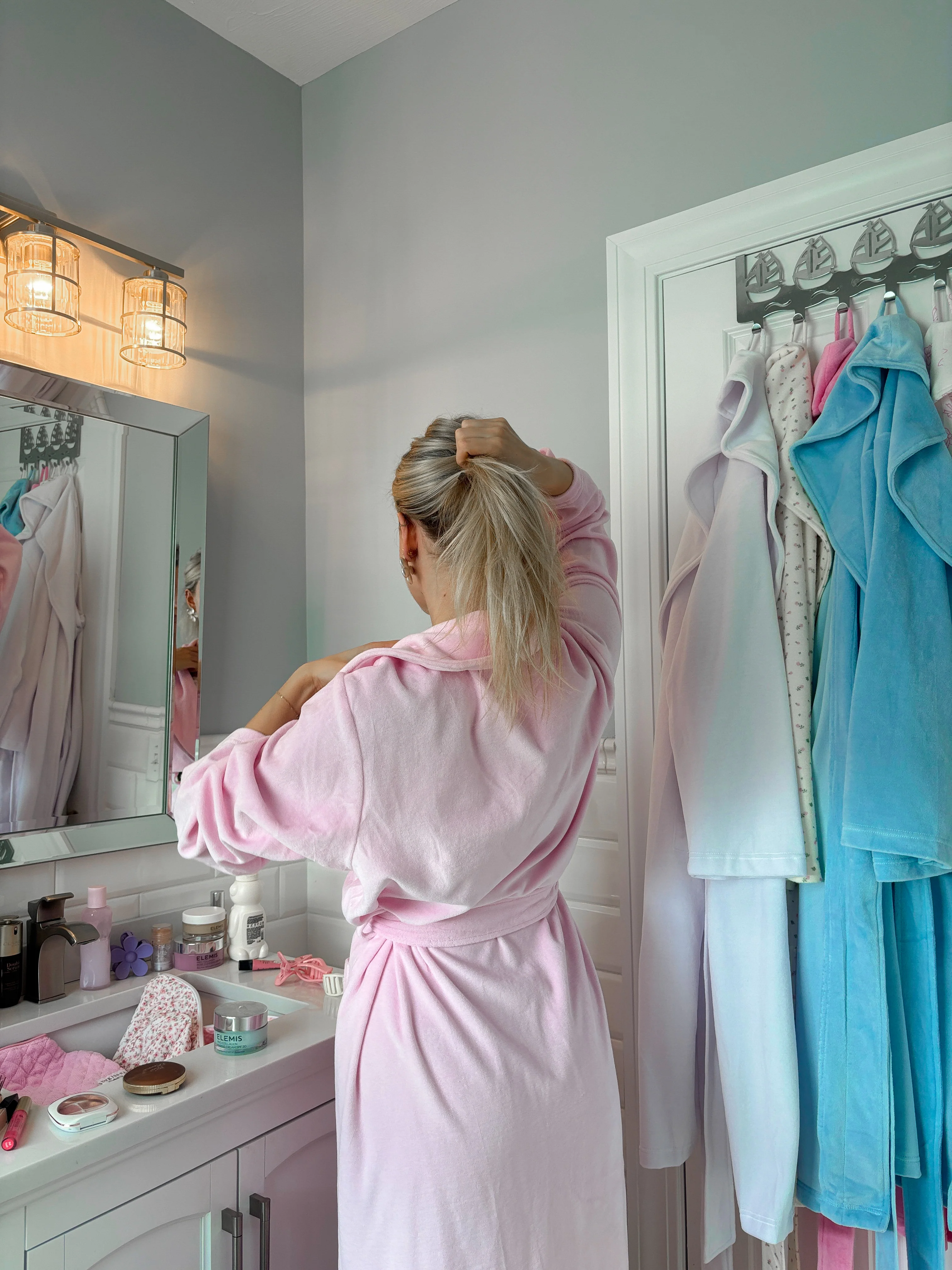 Light Pink Dream Hotel Robe - Image 12