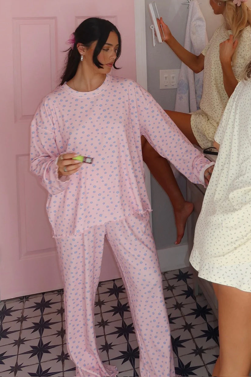 Light Pink Lilo Blue Floral Long Sleeve Pajama Top - Image 12