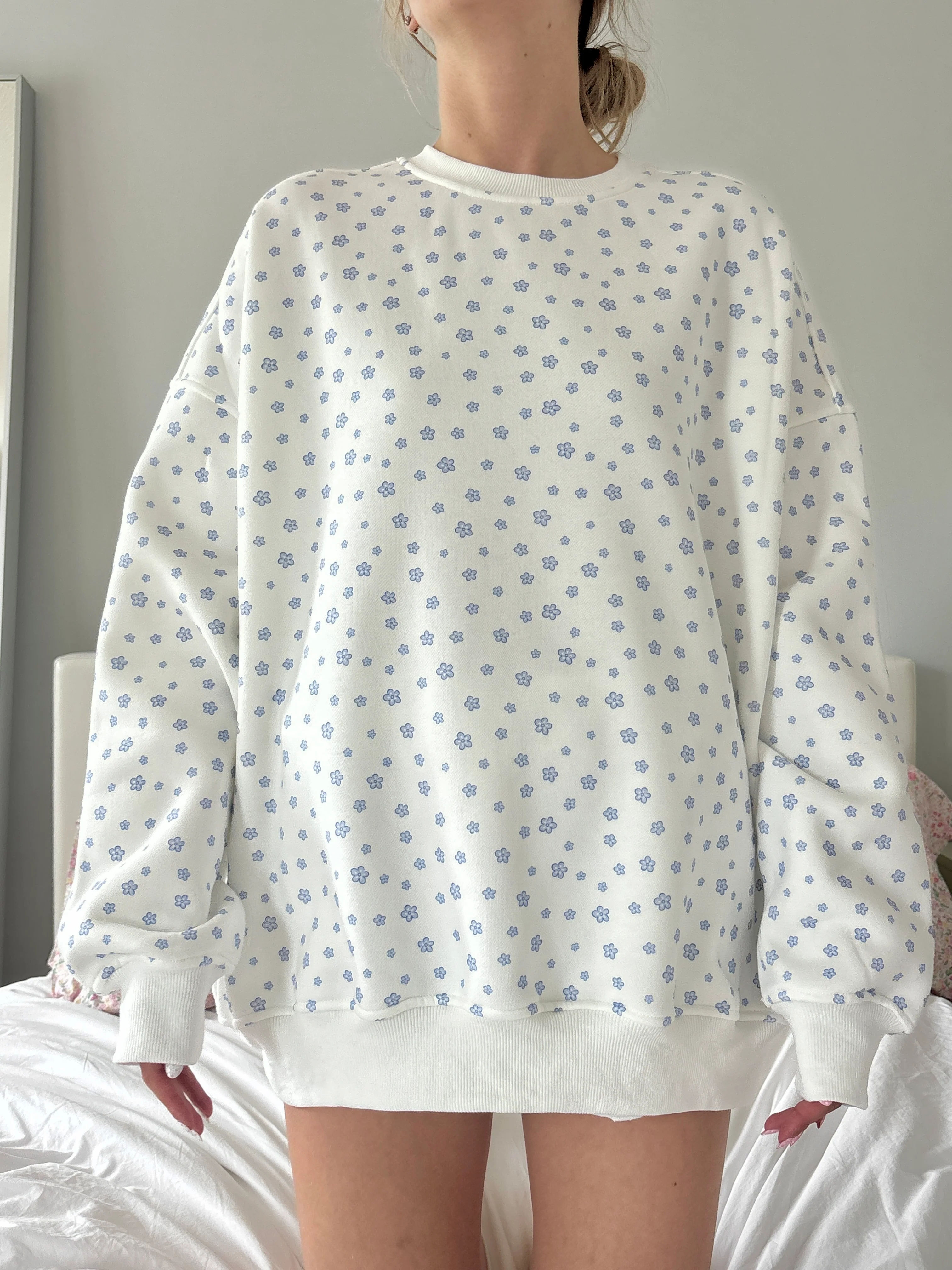 White Lilo Blue Floral Sweatshirt - Image 8