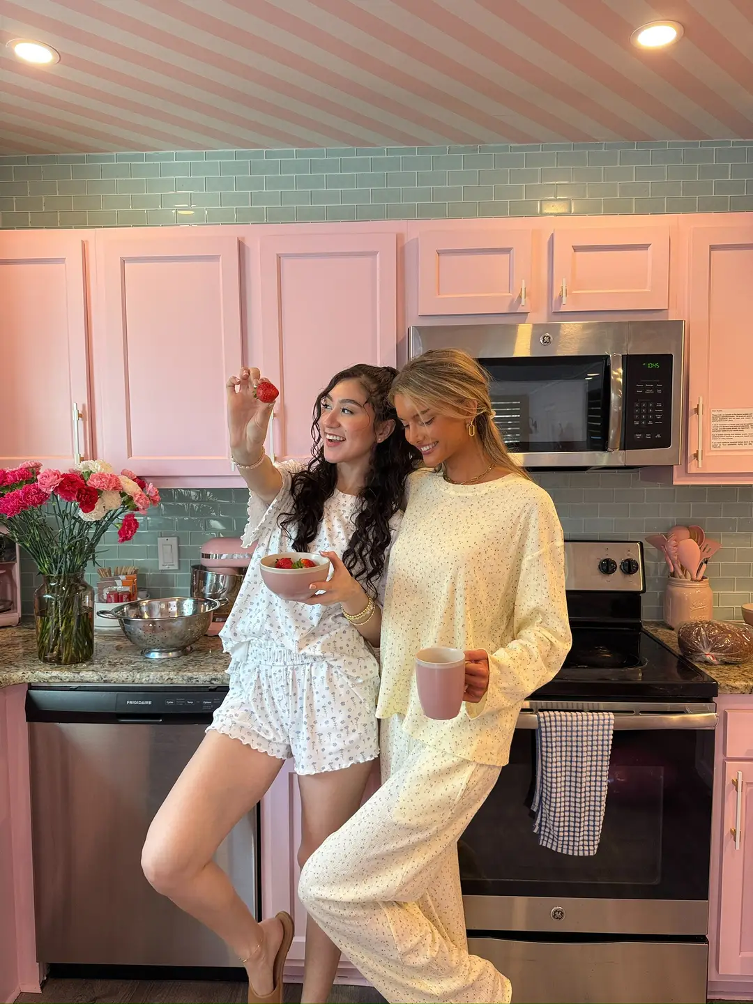 Lemon Floral Long Sleeve Pajama Top - Image 14