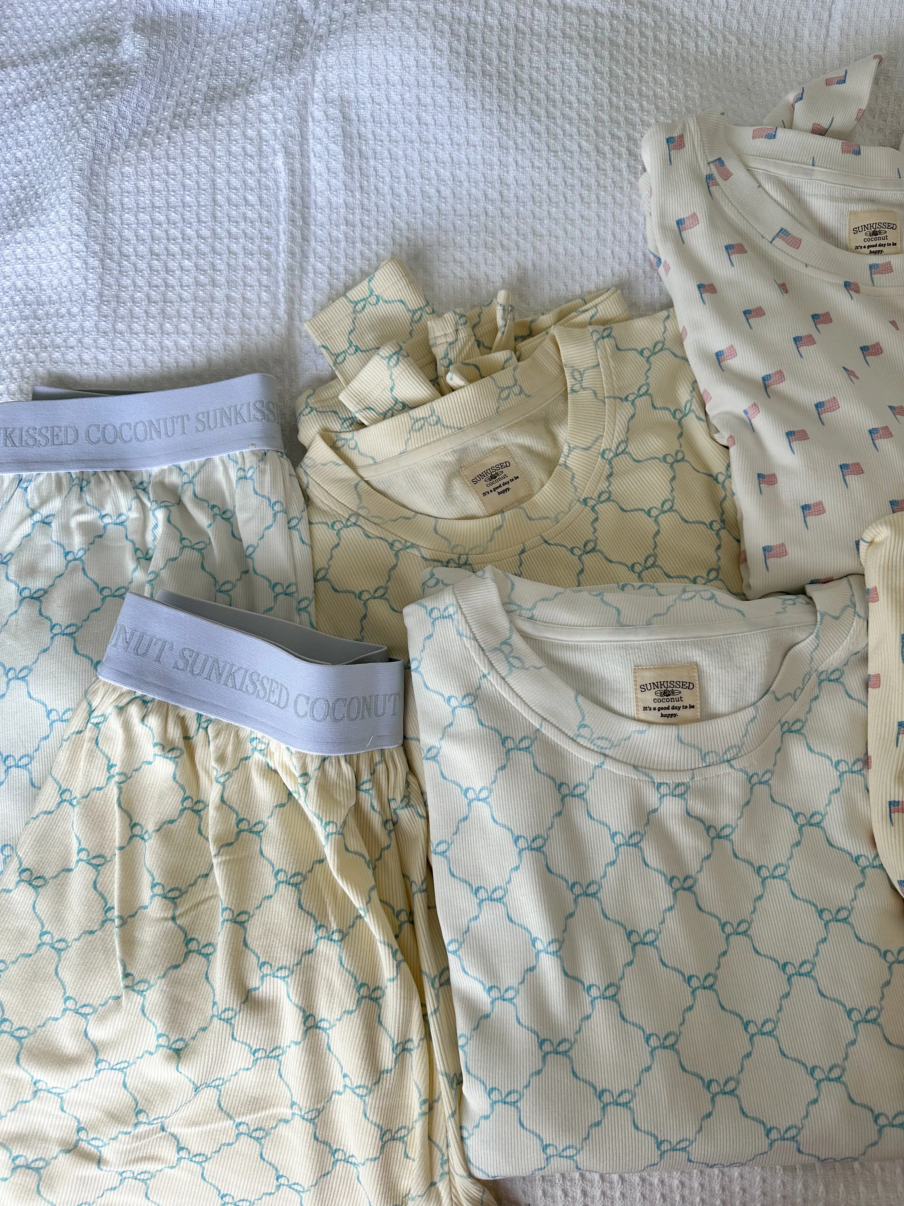 Luxurious Coquette Bow Pajama Top (pale yellow) - Image 4