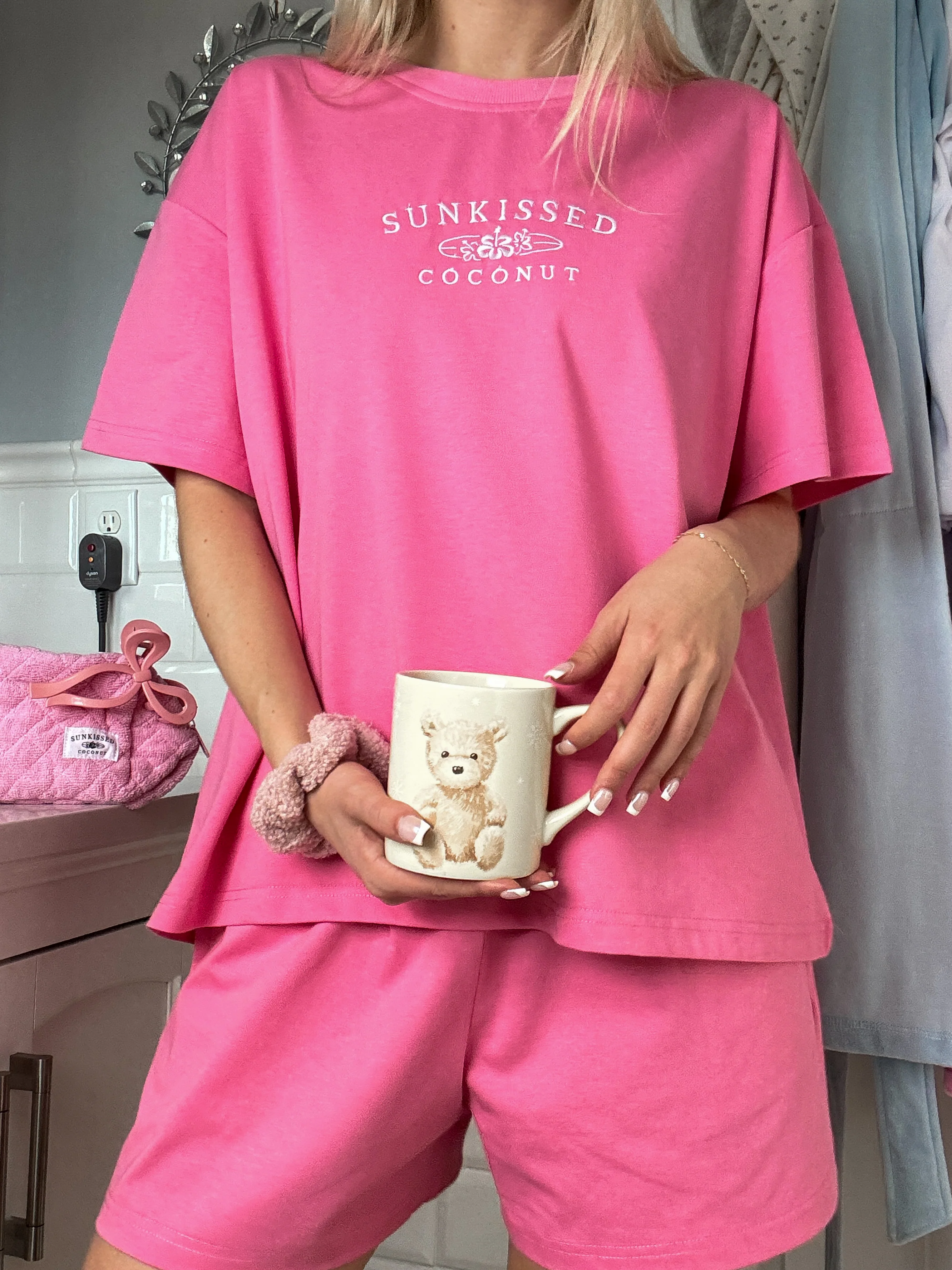 Malibu Pink Basic Watercolor Embroider Tee - Image 7