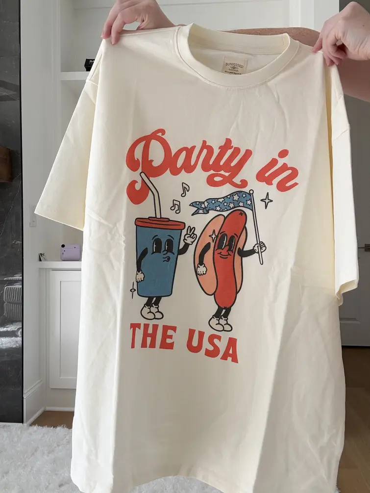 Midweight Party In The USA Hotdog Tee - Image 6