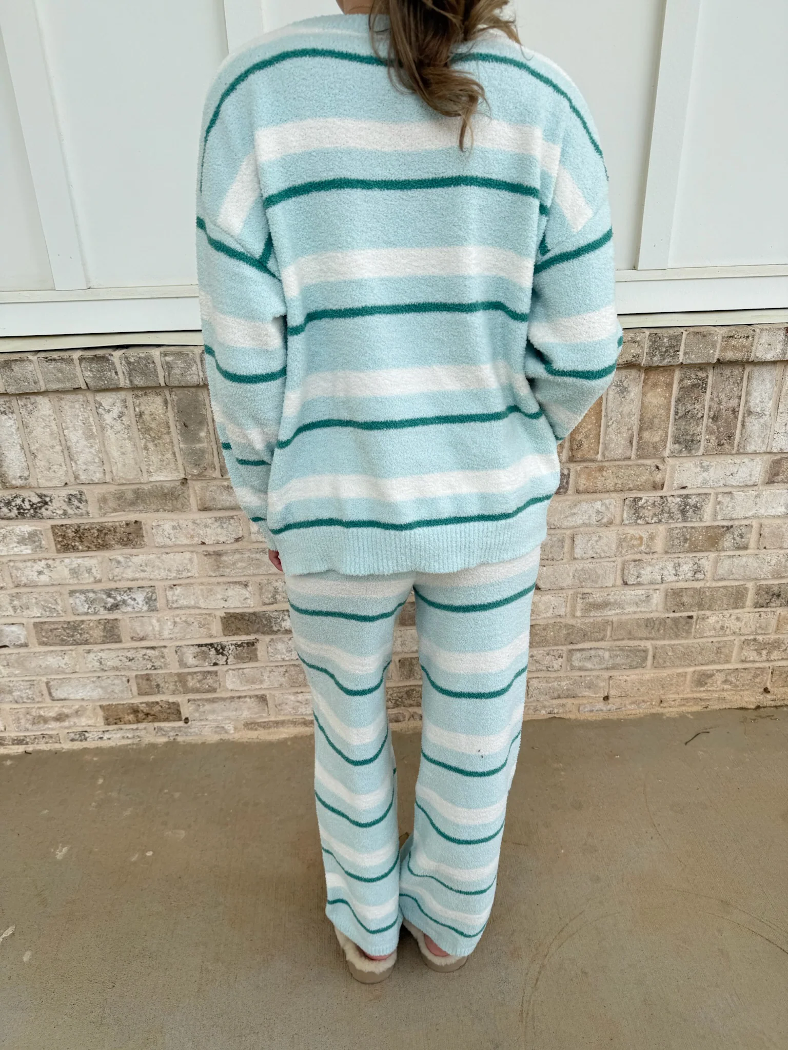 Diamond Ice Fuzzy Soft Loungewear Set - Image 2