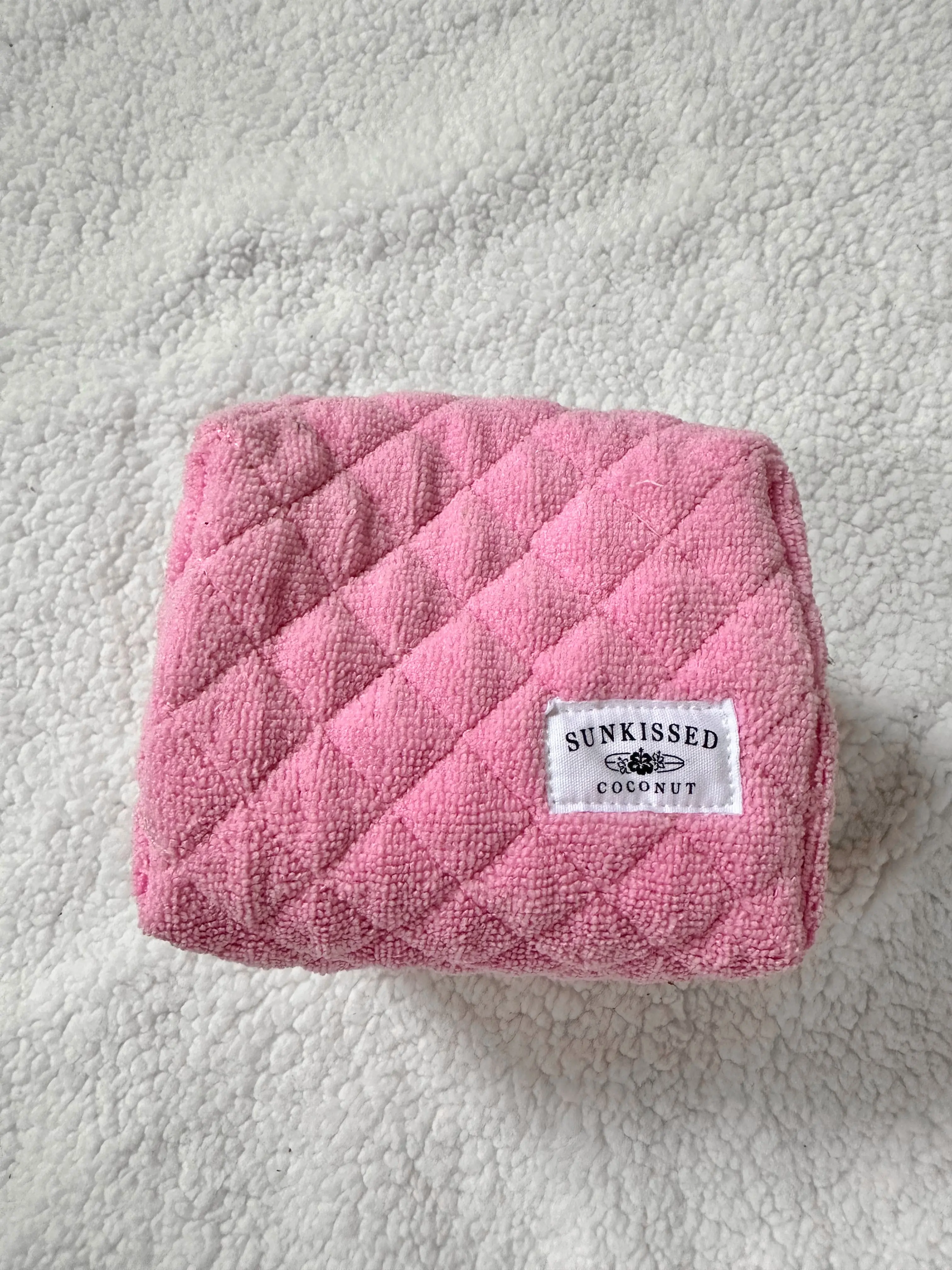 Small Olivia Quilted Handmade Travel Bag - Image 7