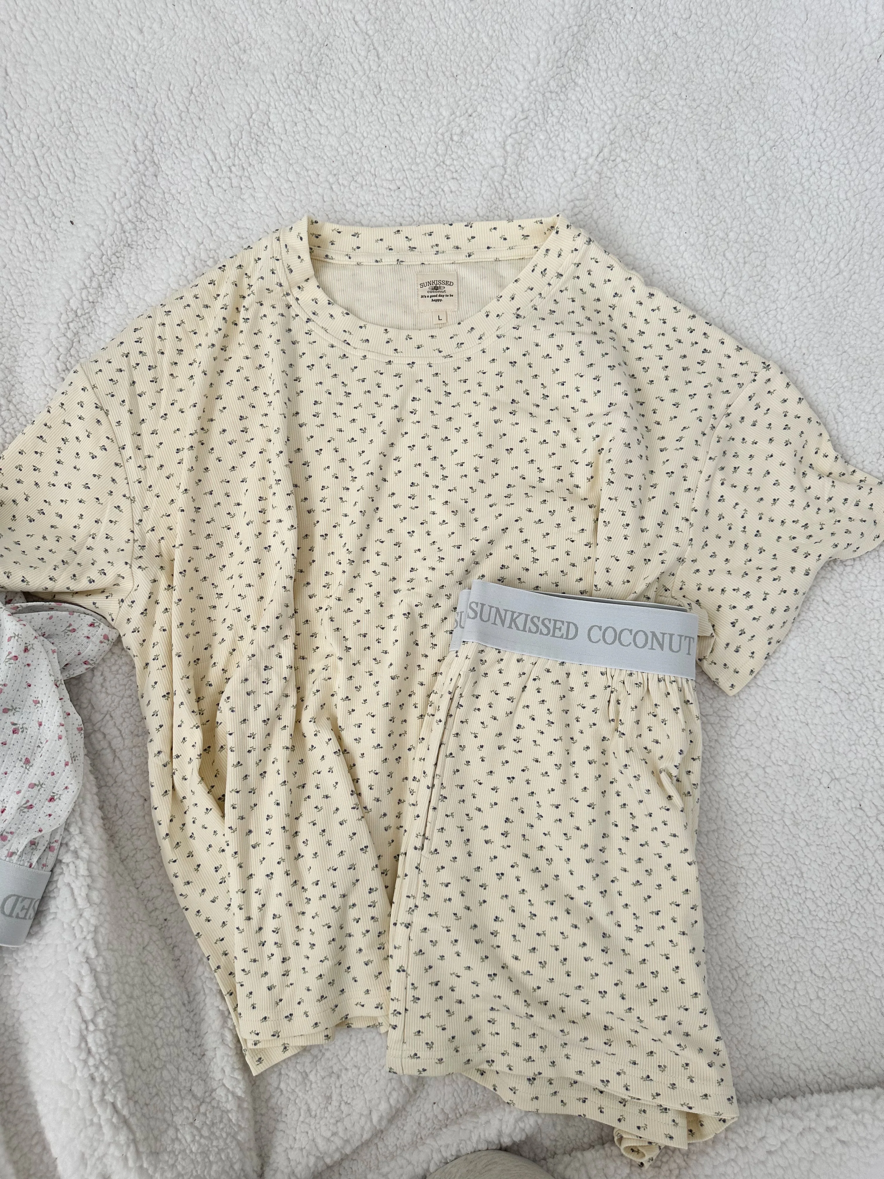 Pale Floral Pajama Shorts - Image 5