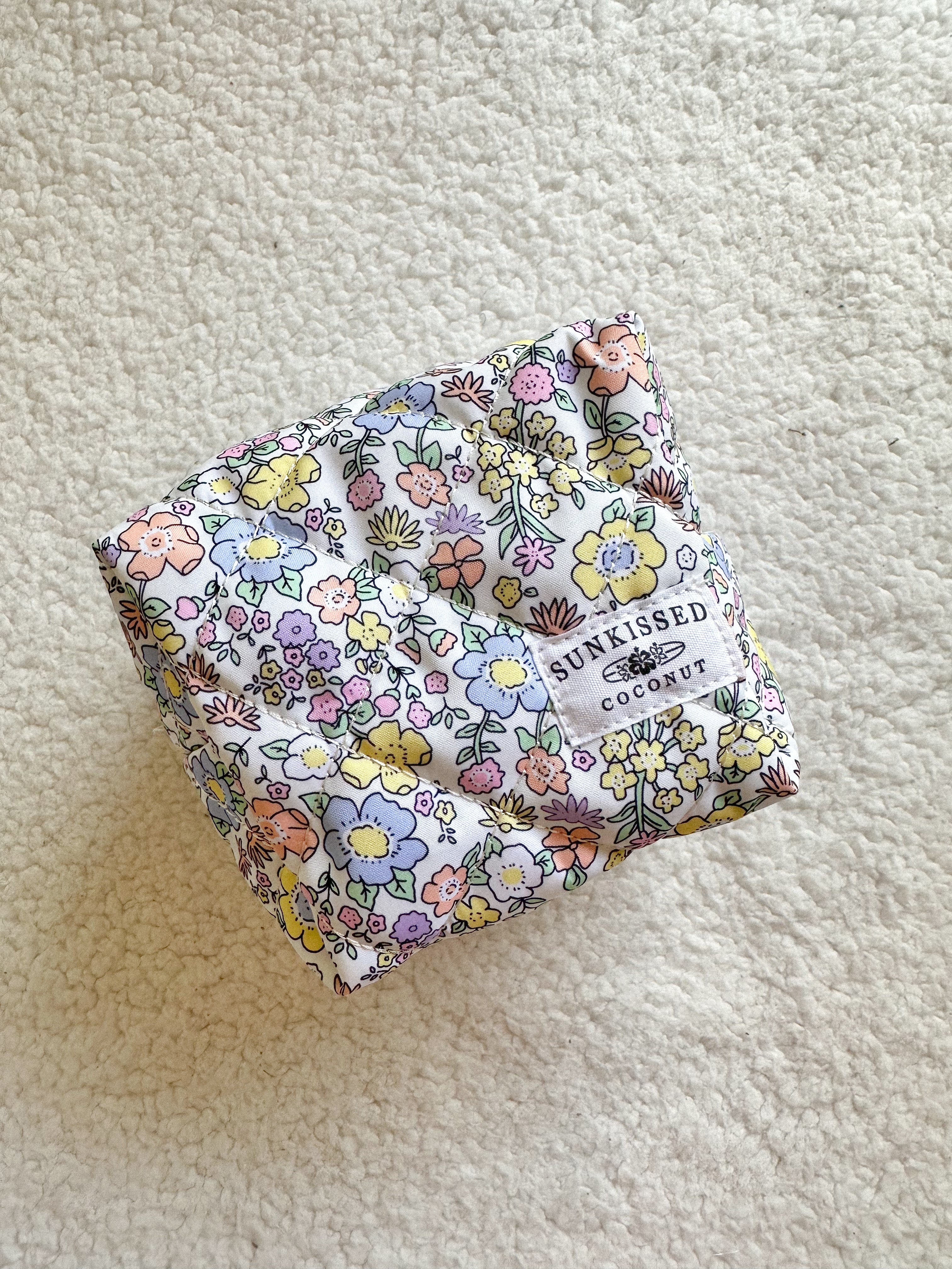 Small Pastel Flower Quilted Handmade Makeup Bag - Image 3