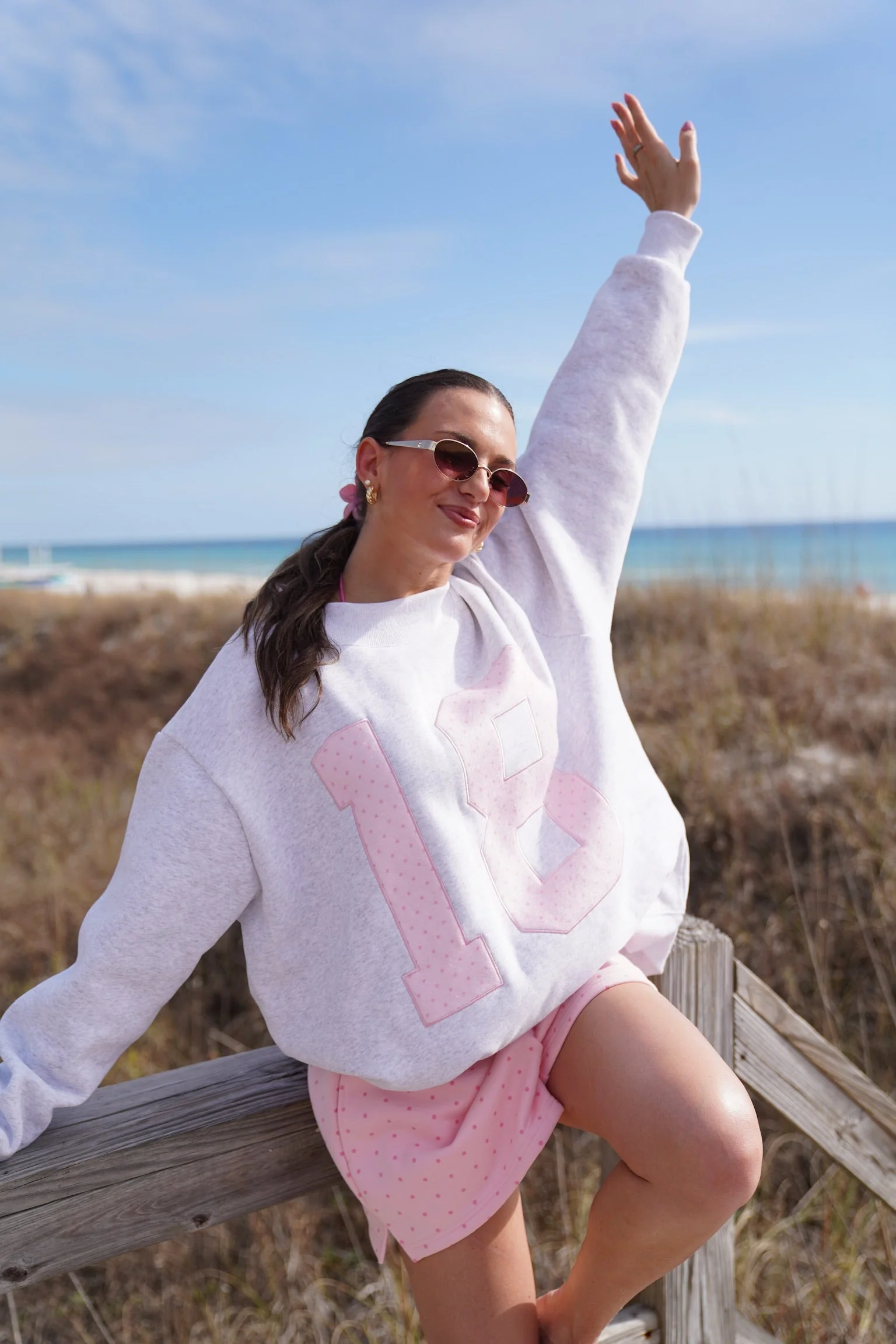 Polka Dot 18 Number Embroider Mockneck Sweatshirt - Image 10