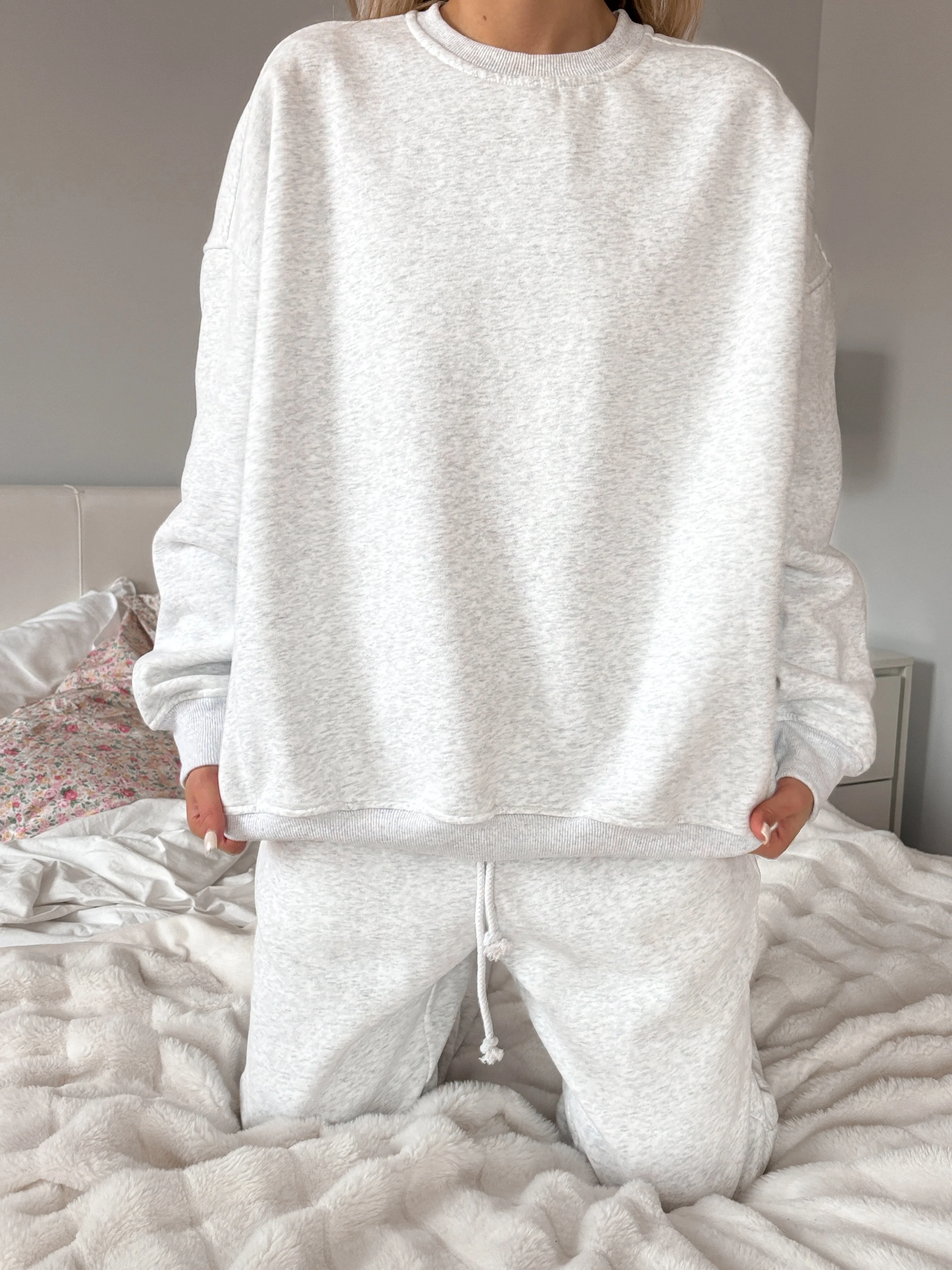 Pearl Grey Basic Blank Sweatshirt - Image 5