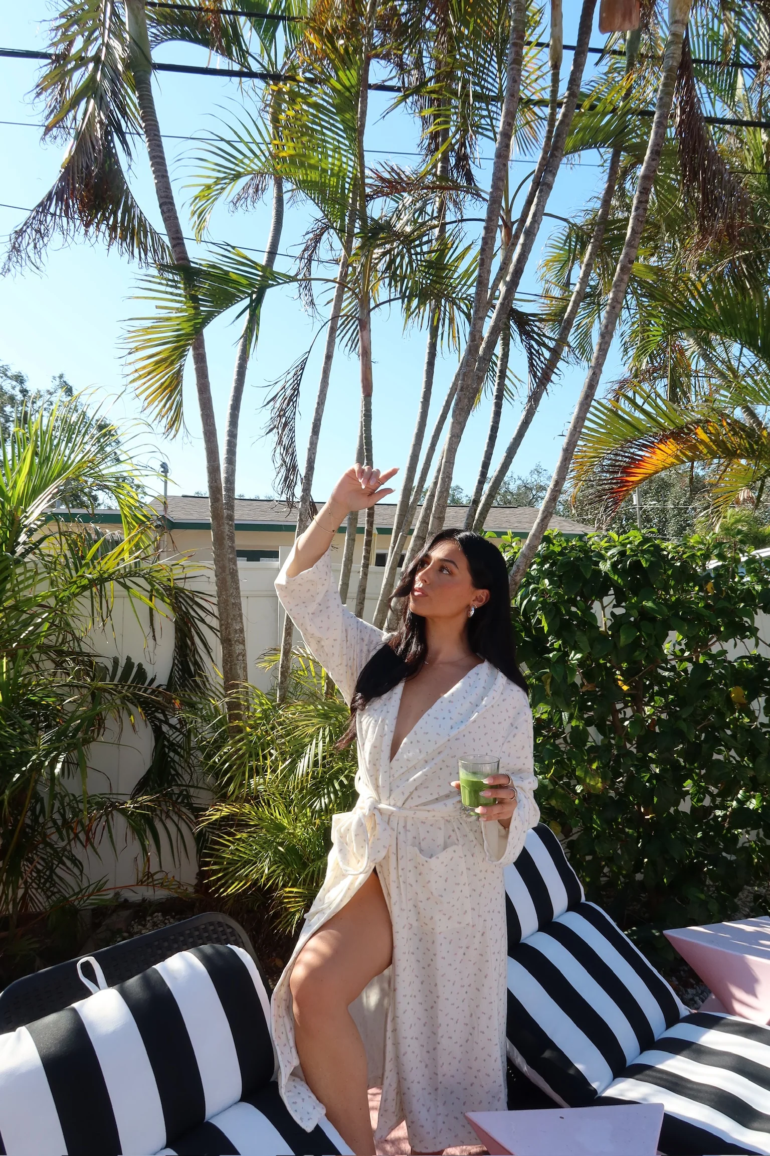 Pink Roses Dream Hotel Robe - Image 22