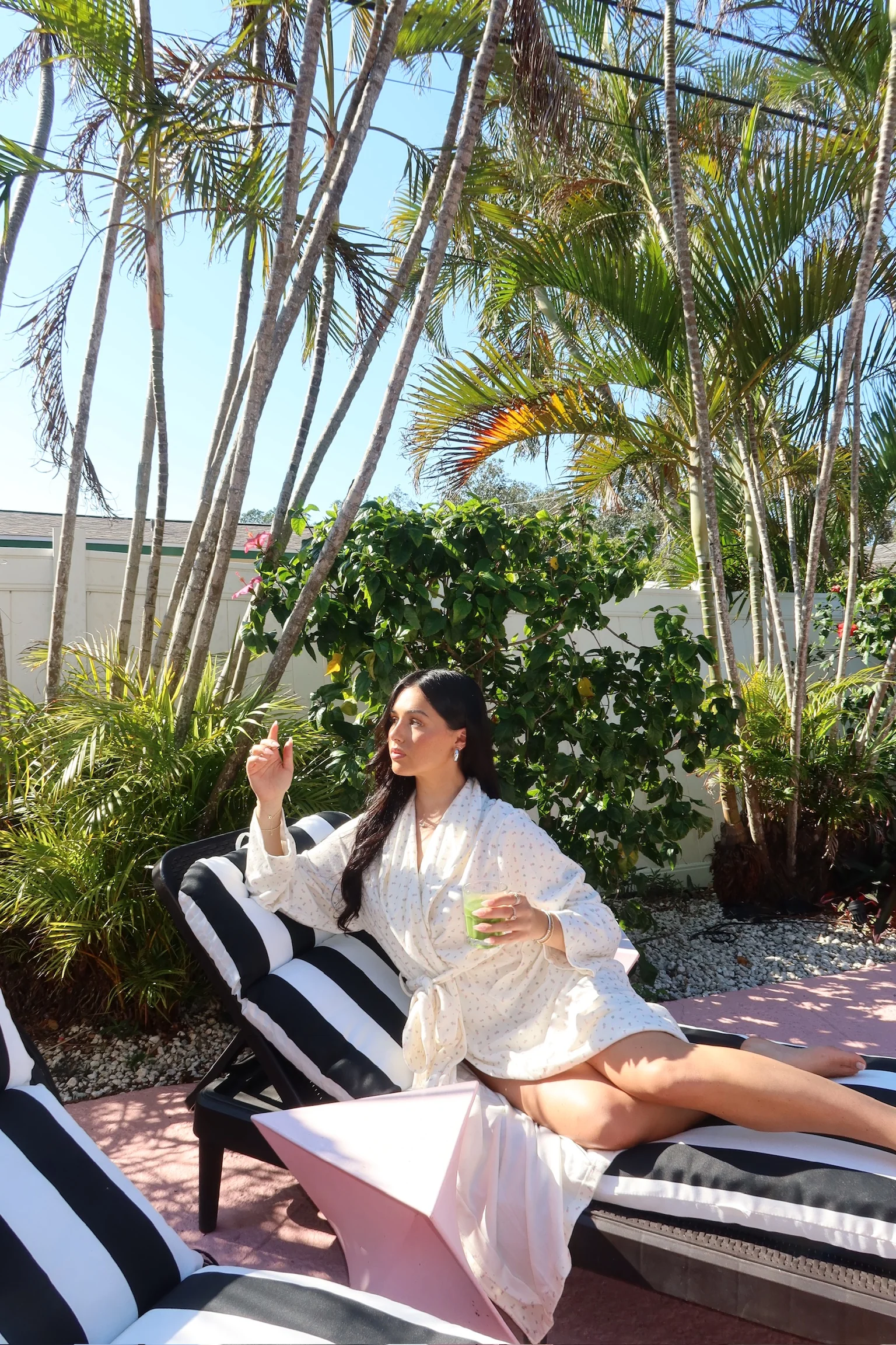 Pink Roses Dream Hotel Robe - Image 23