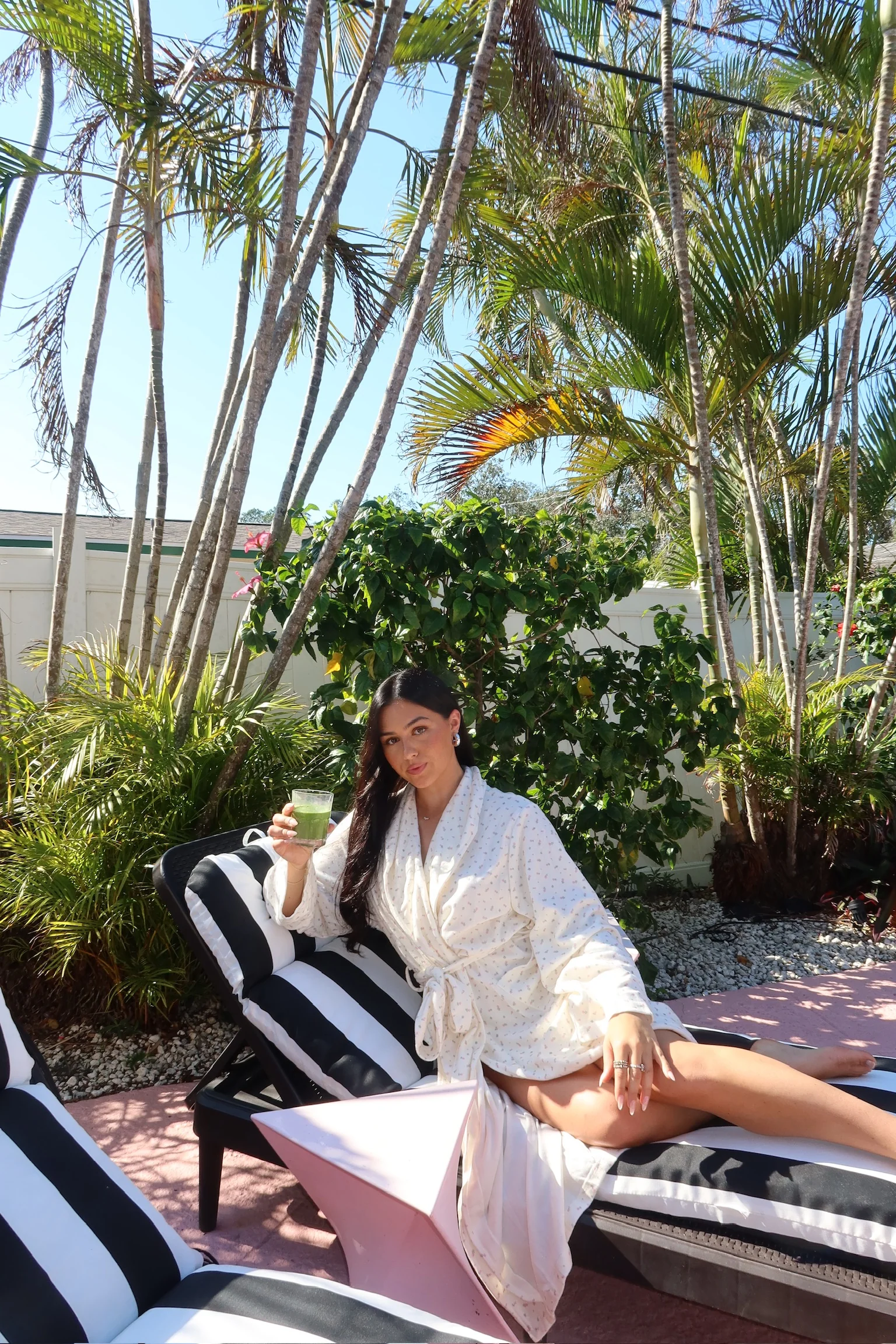 Pink Roses Dream Hotel Robe - Image 24