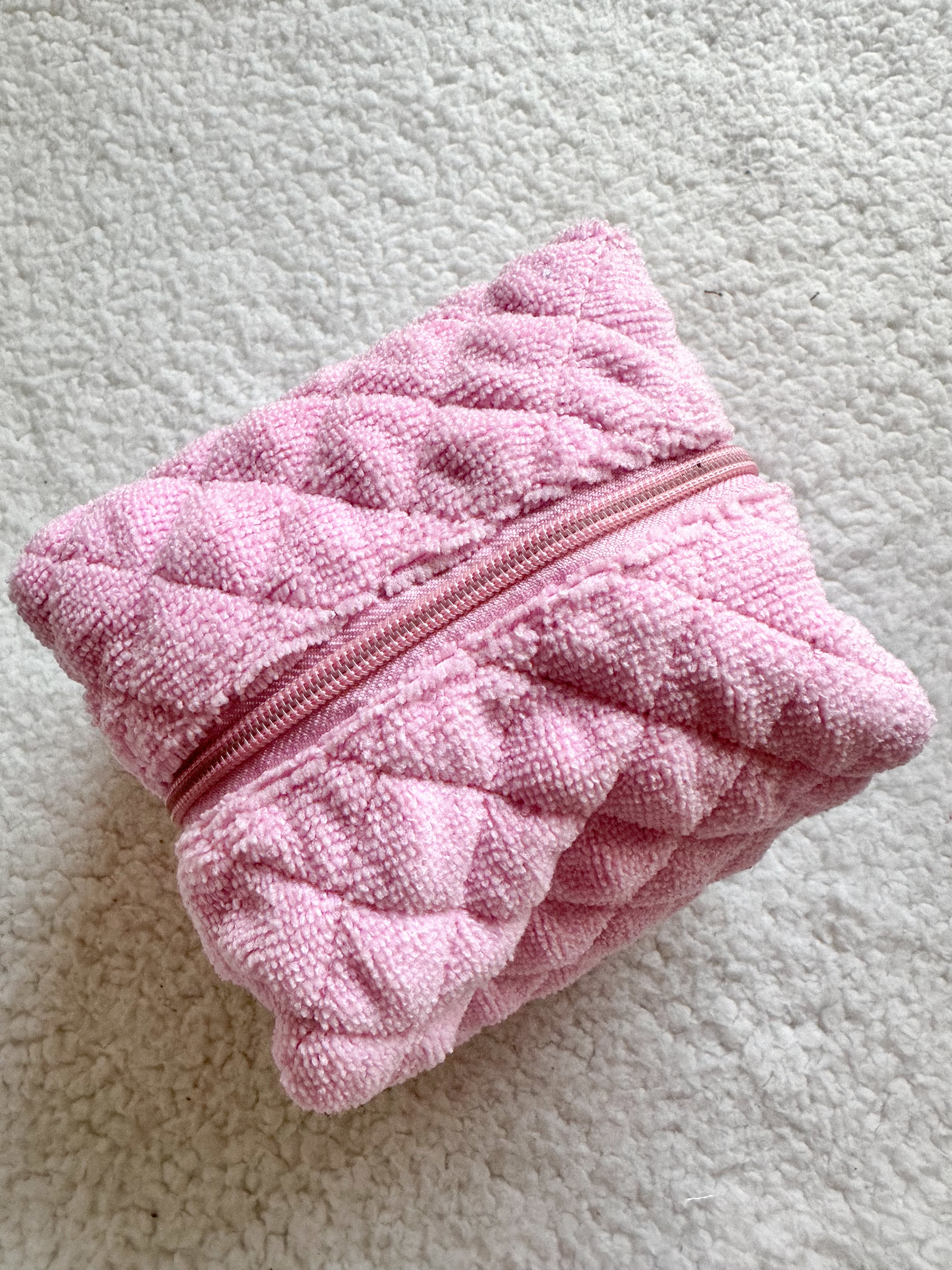 Small Poppi Quilted Handmade Travel Bag - Image 2