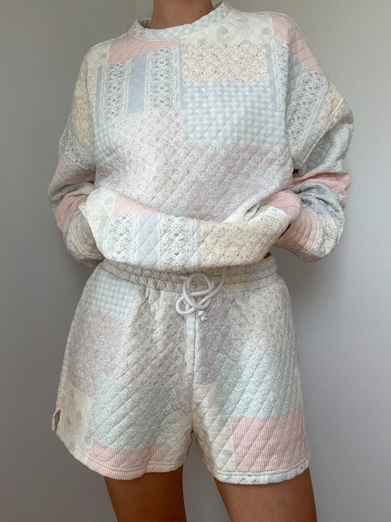 Shades Of Blue Quilted Pastel Shorts - Image 4