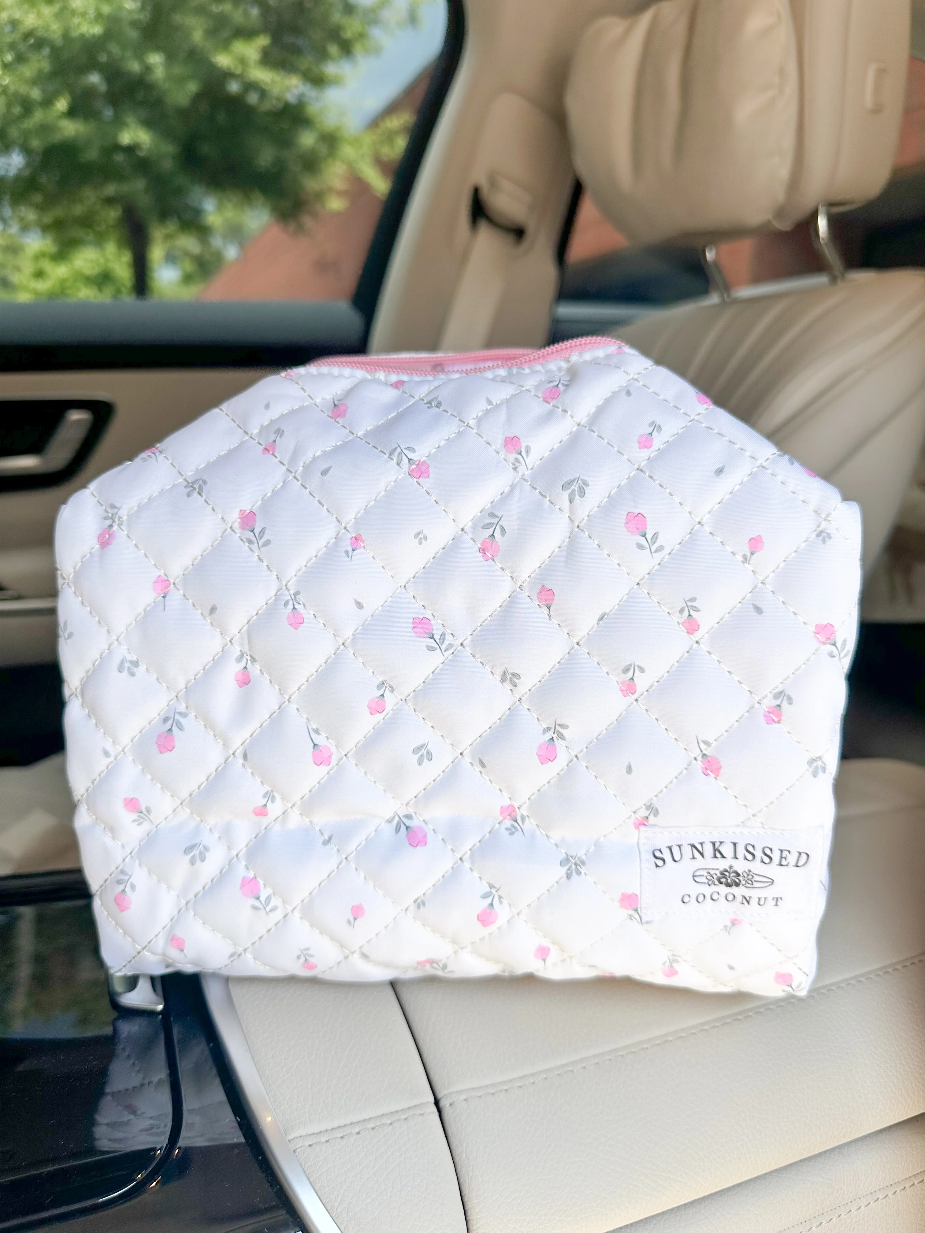 Roses Handmade Travel Bag - Image 6