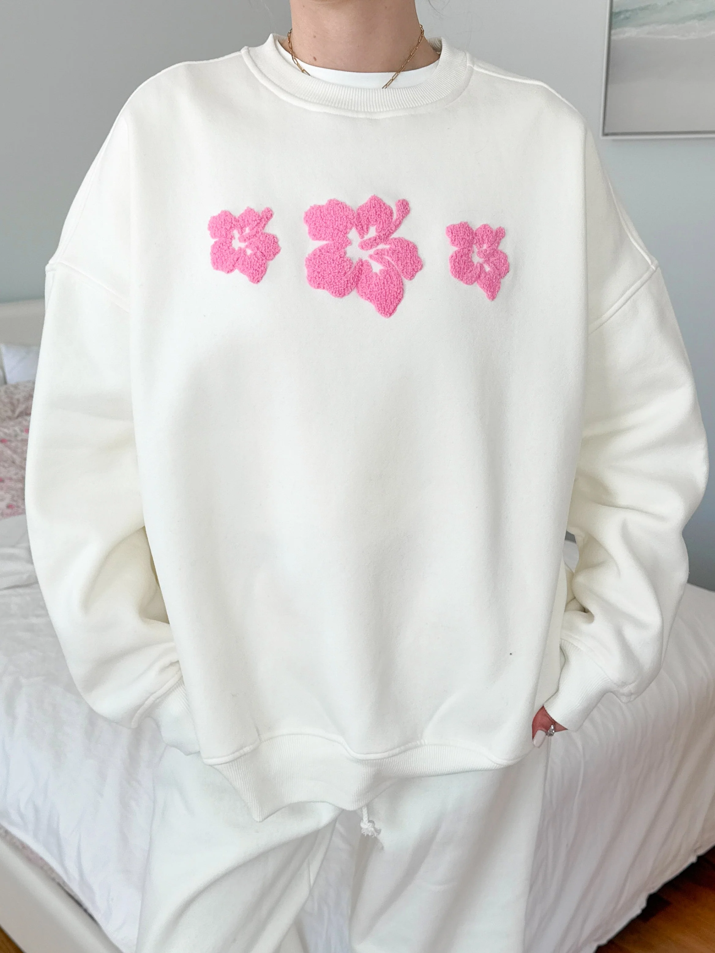 Ivory Hibiscus Flower Sweatshirt - Image 2
