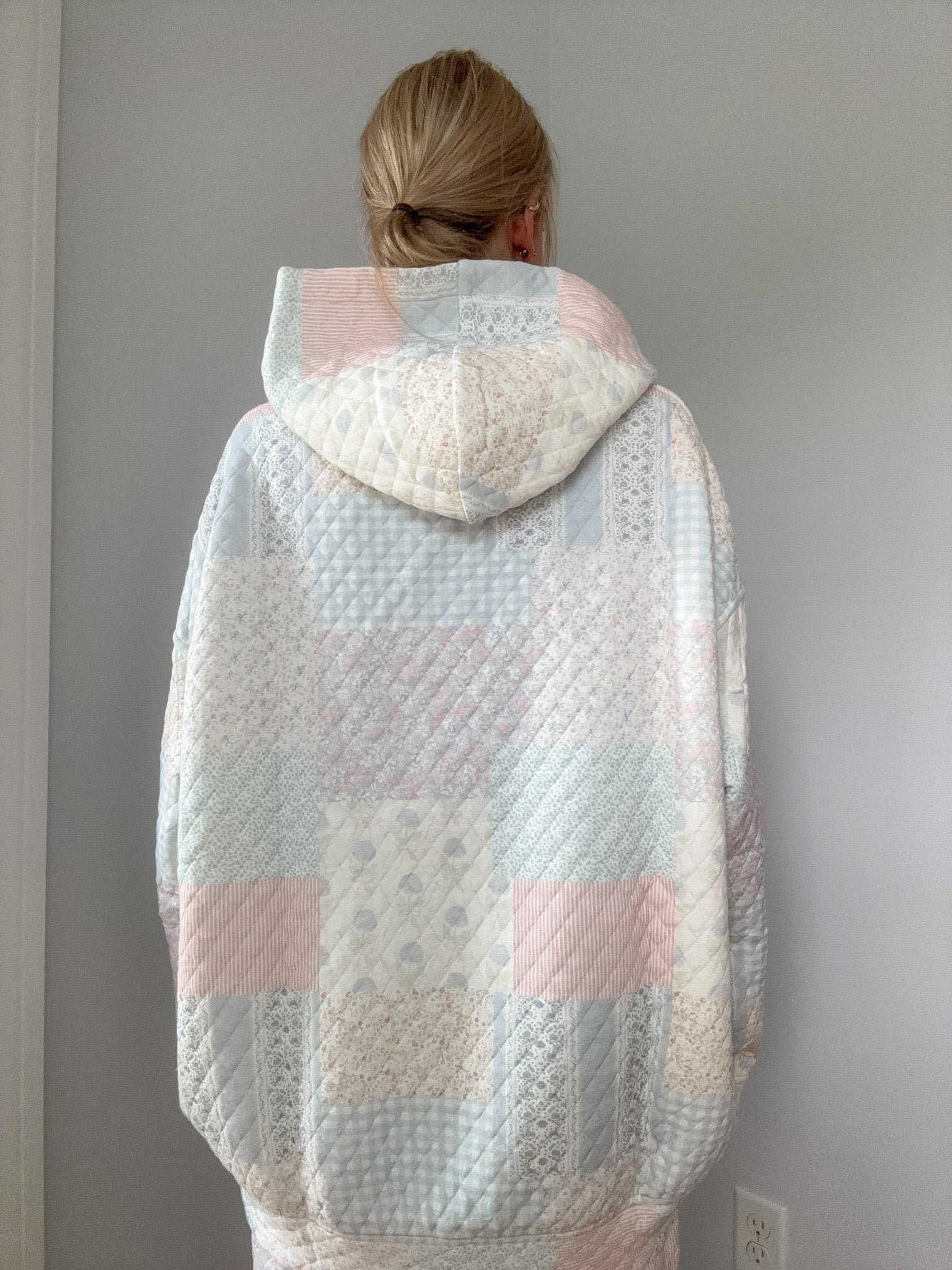 Shades Of Blue Quilted Pastel Hoodie - Image 7