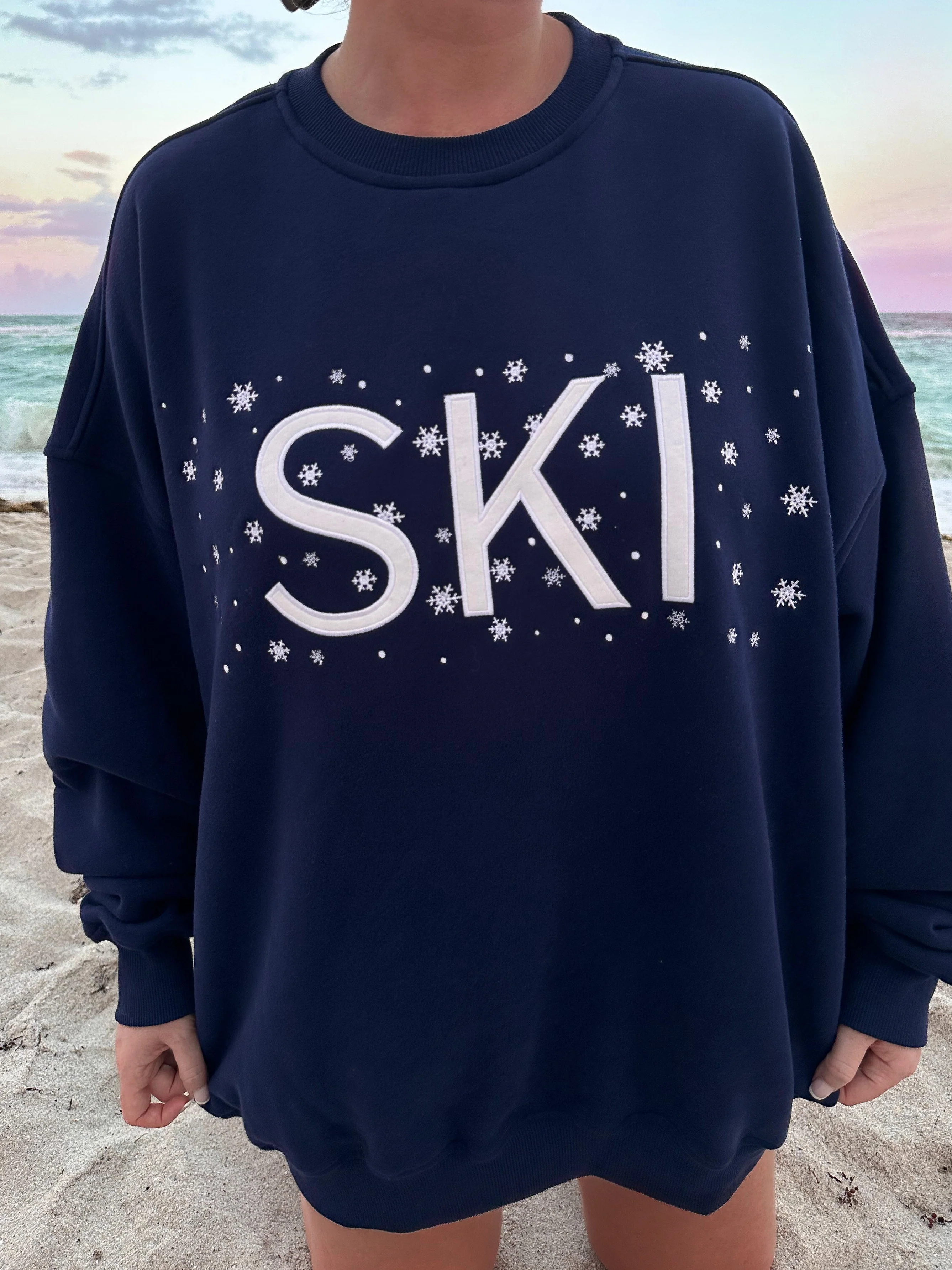 Ski Snowflake Embroider Sweatshirt