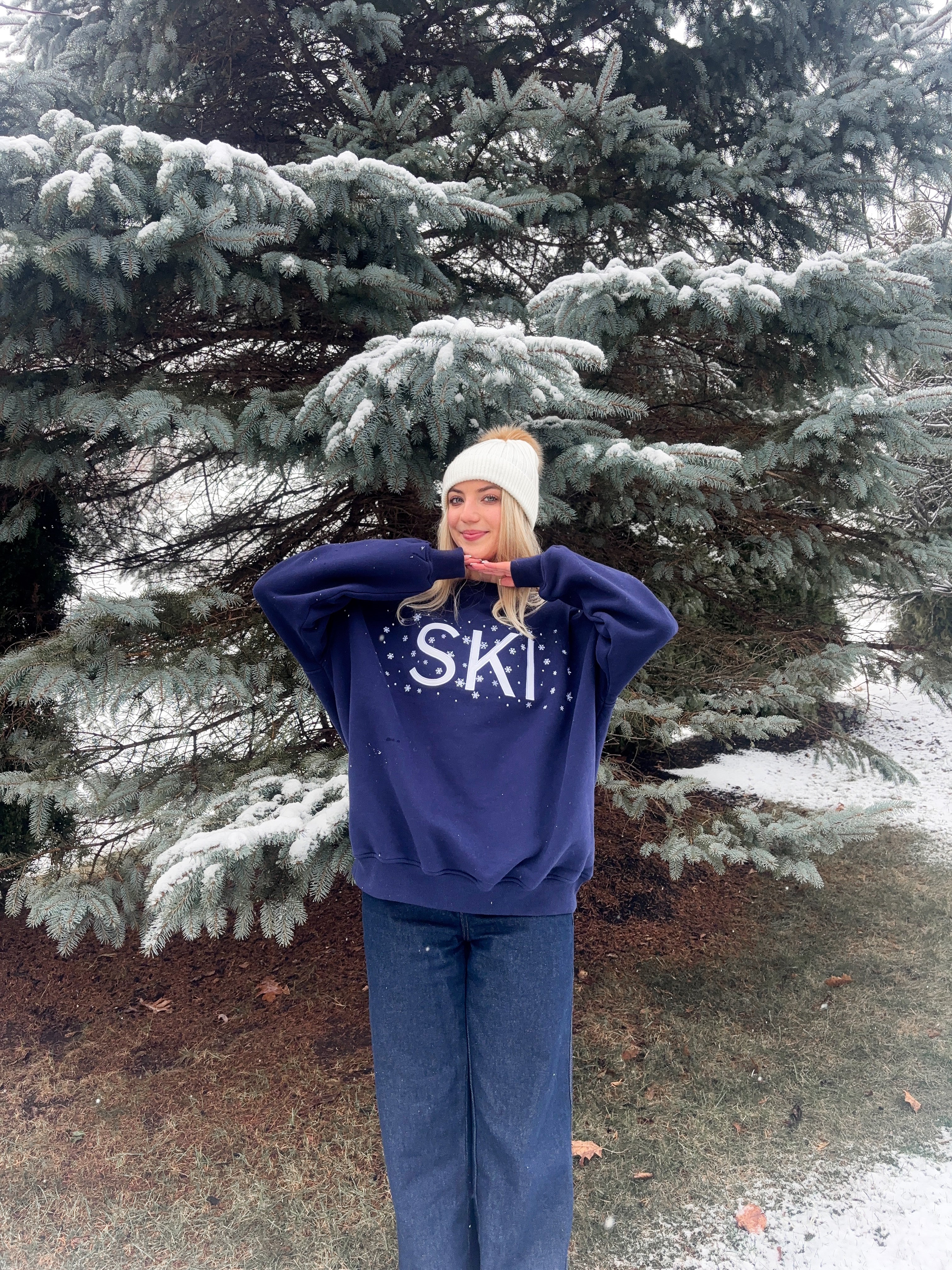 Ski Snowflake Embroider Sweatshirt - Image 11