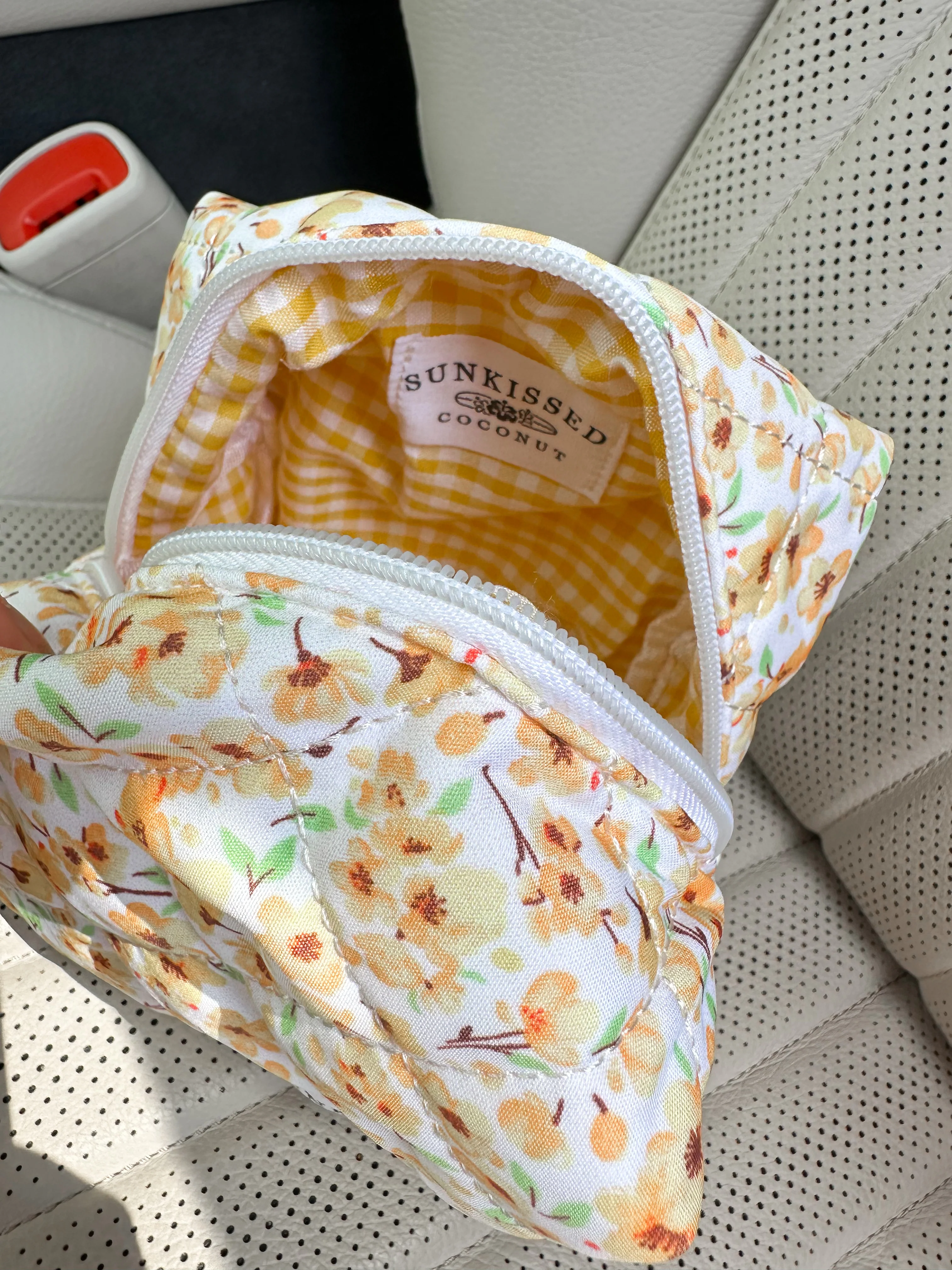 Small Yellow Flower Quilted Handmade Travel Bag - Image 5