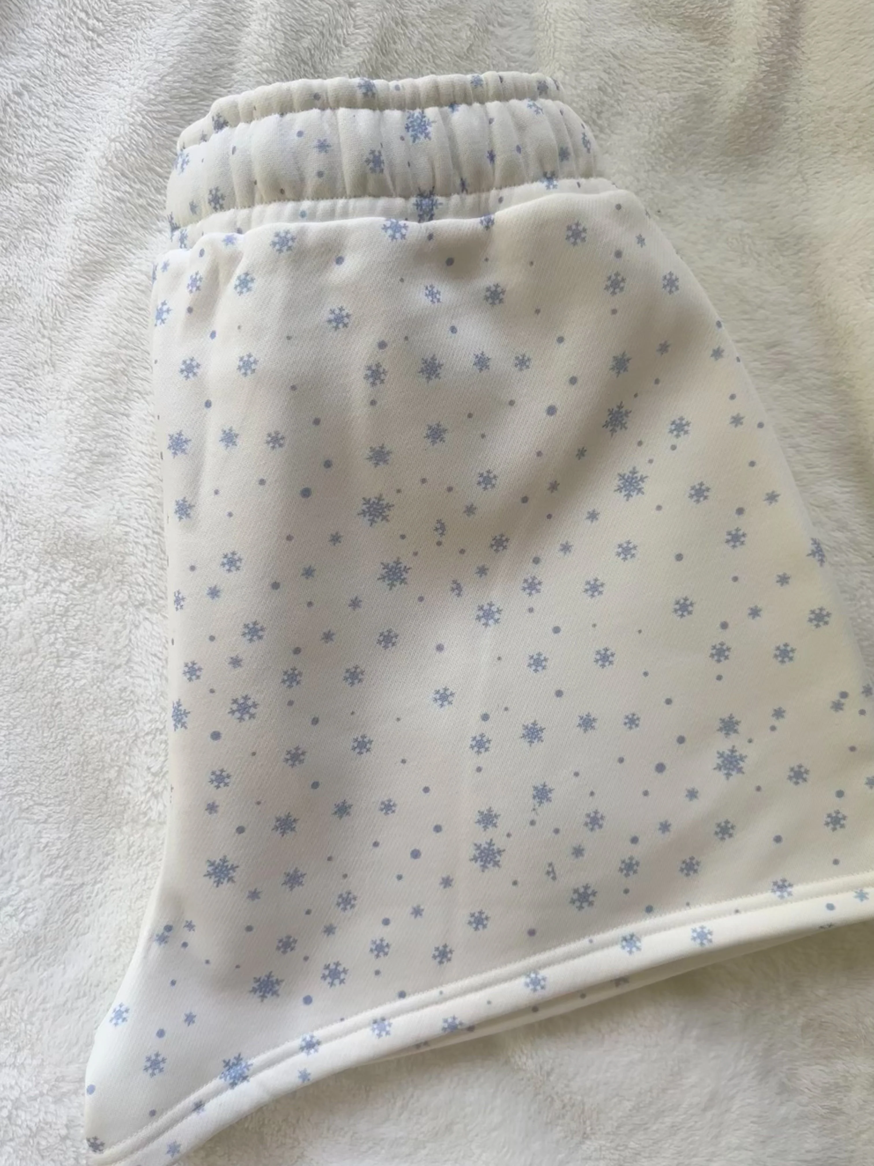 Snowflake Sunkissedcoconut Embroider Shorts - Image 7