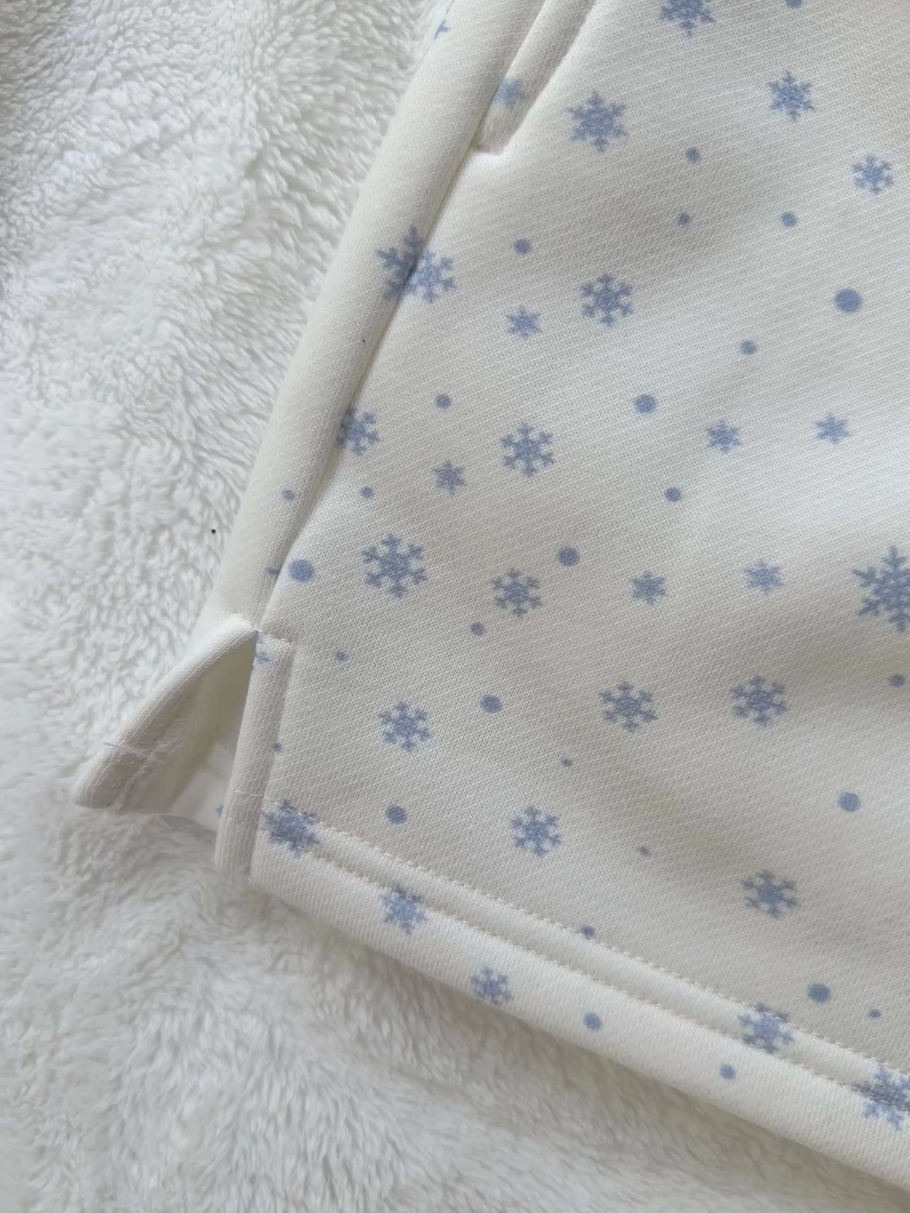 Snowflake Sunkissedcoconut Embroider Shorts - Image 8