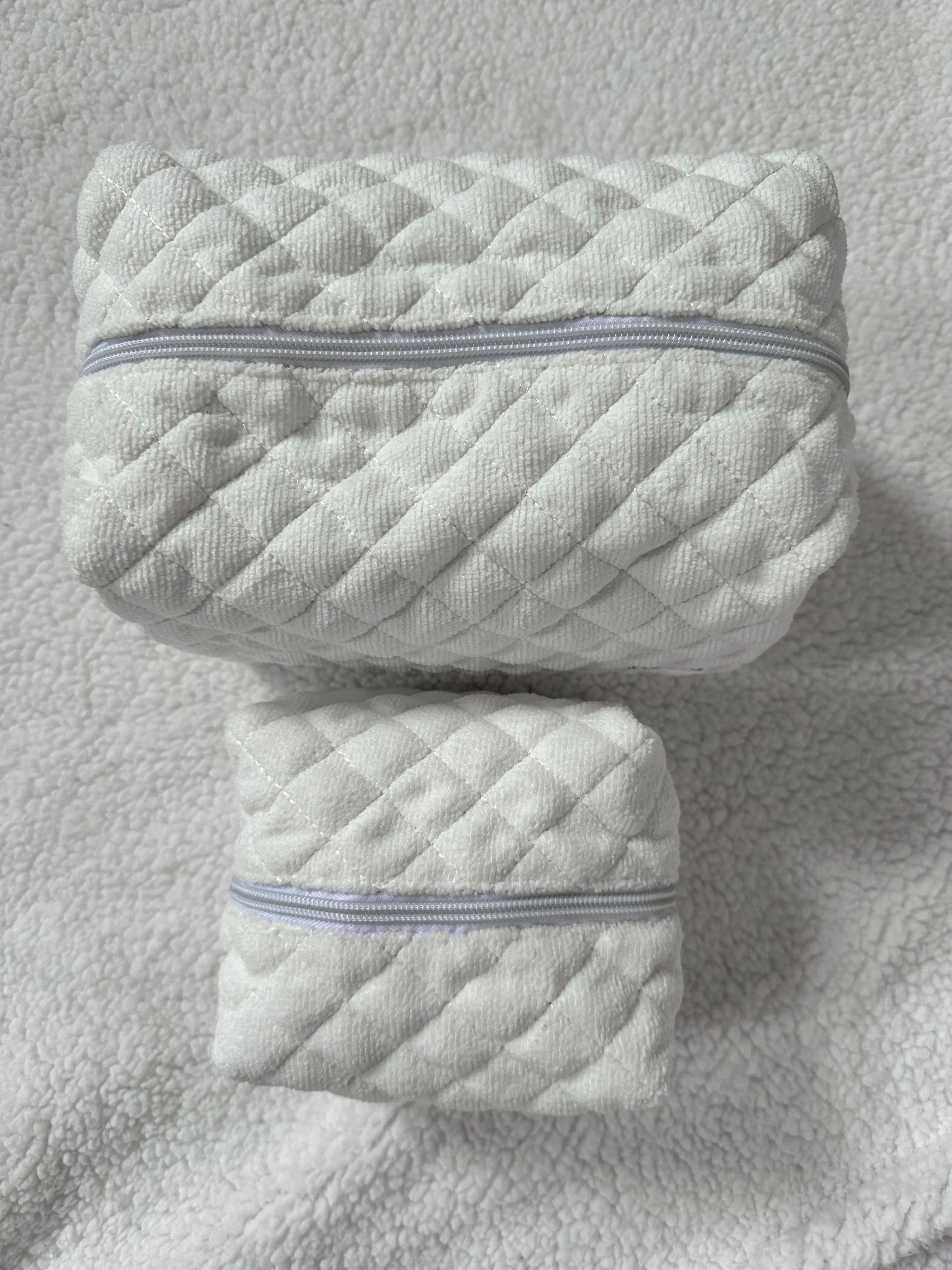 Small Teddy Bear Quilted Handmade Travel Bag - Image 9
